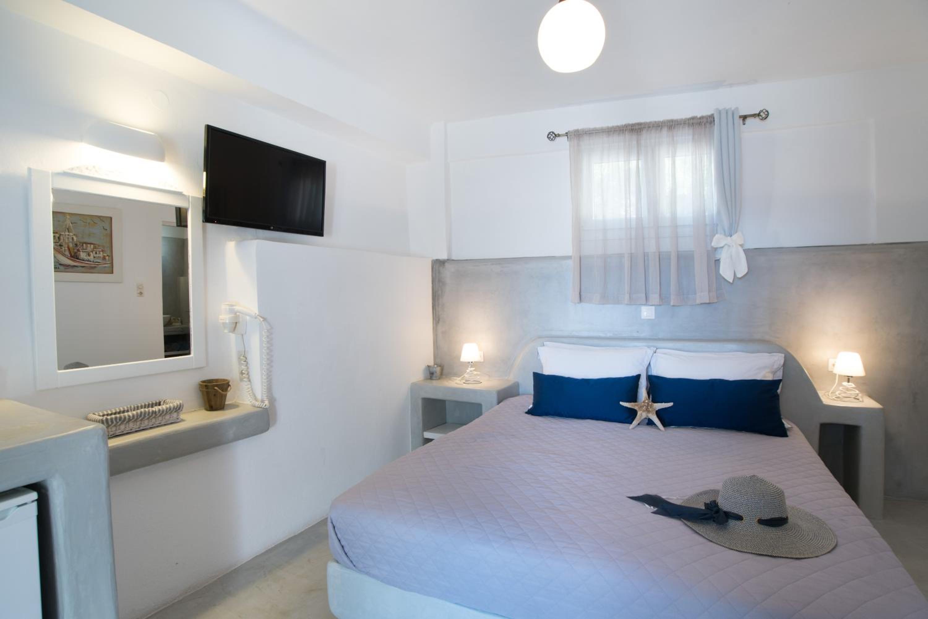 Double Room with Sea View - Photo 8
