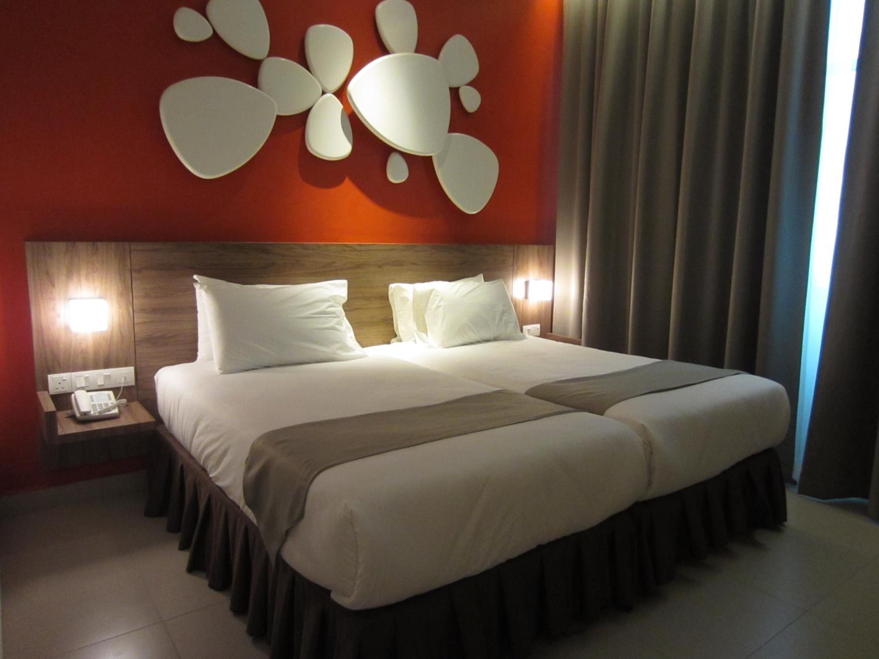 Superior Double or Twin Room photo 3