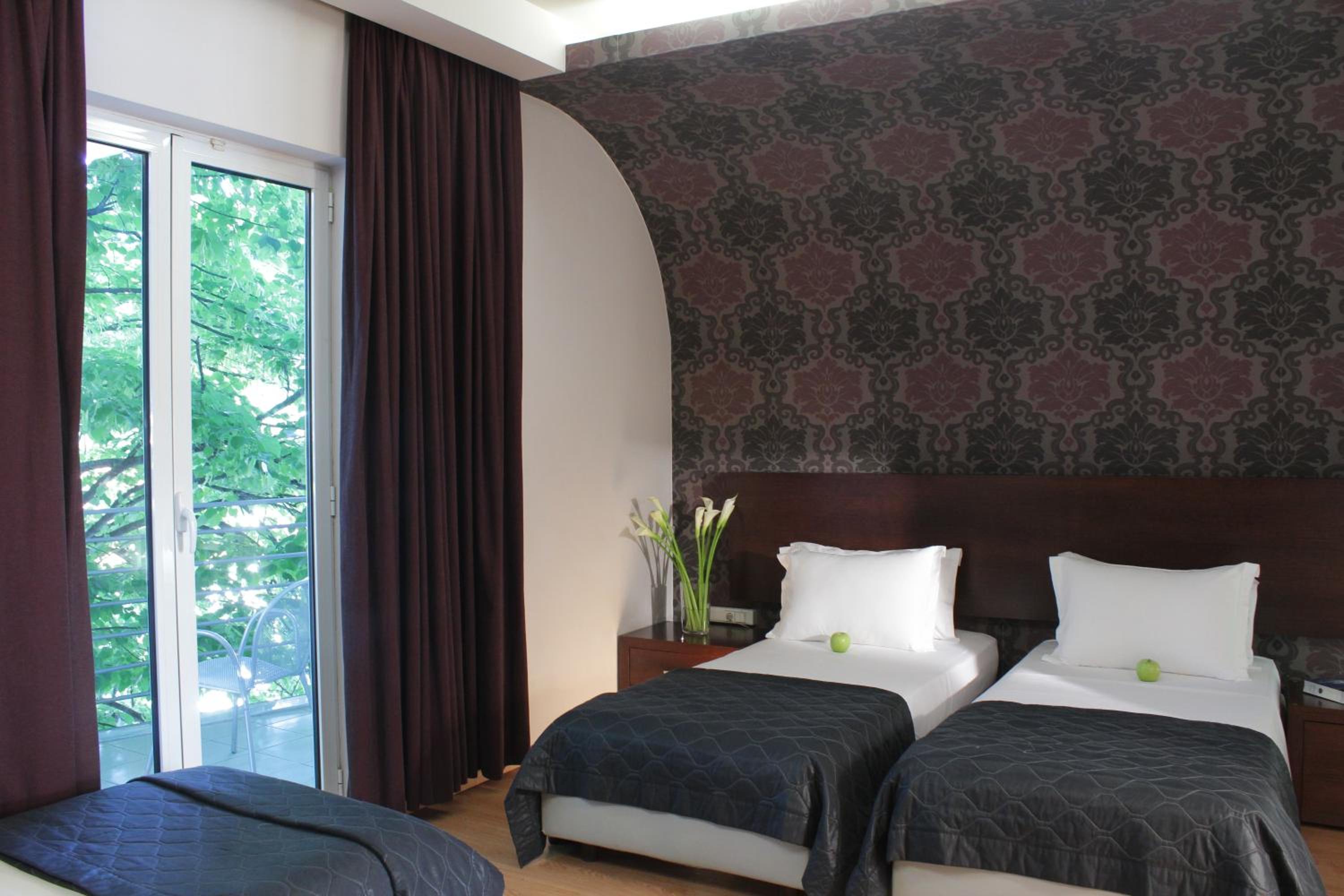 Triple Room - Photo 1