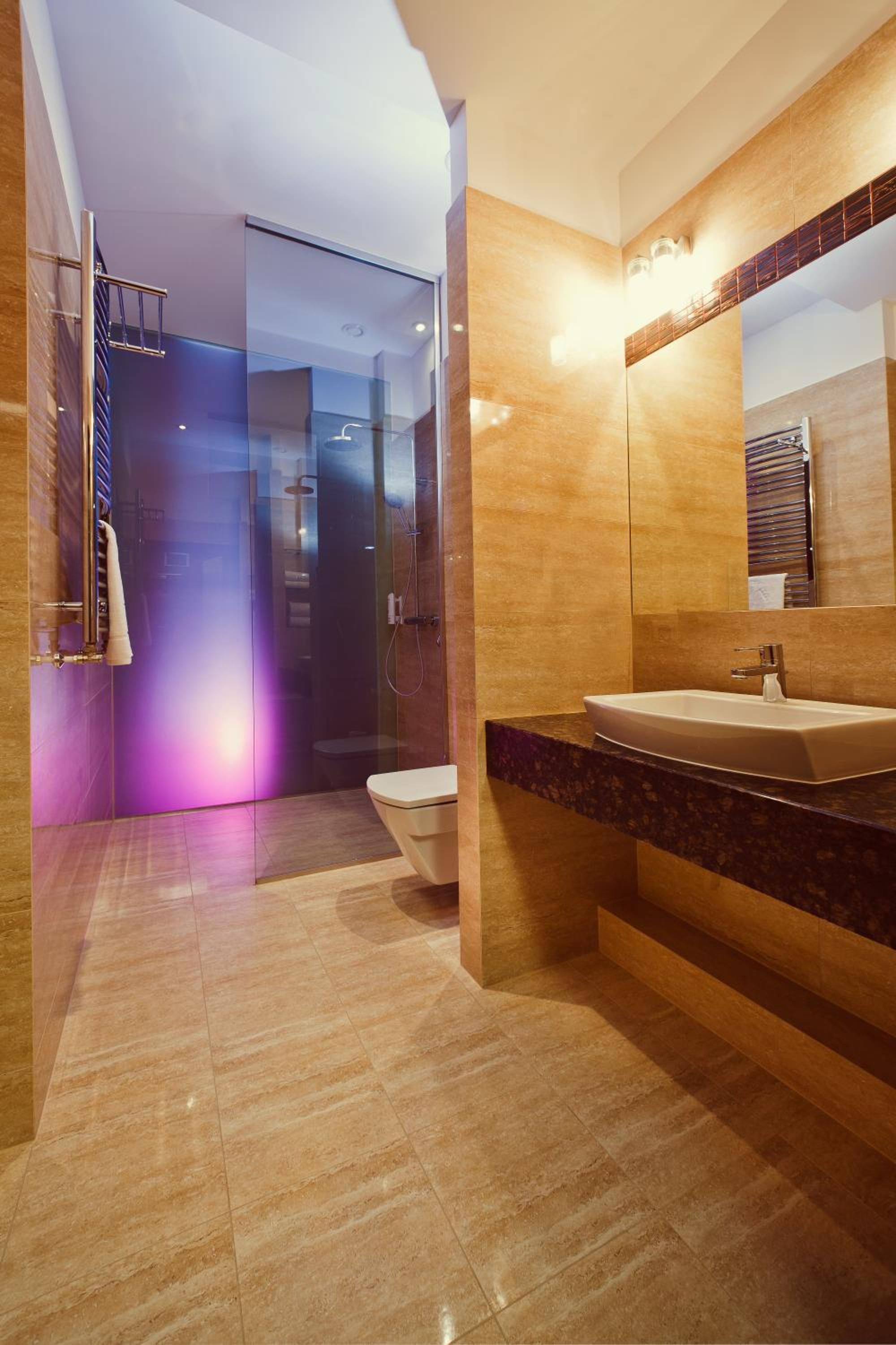 Premium Double or Twin Room - Photo 2
