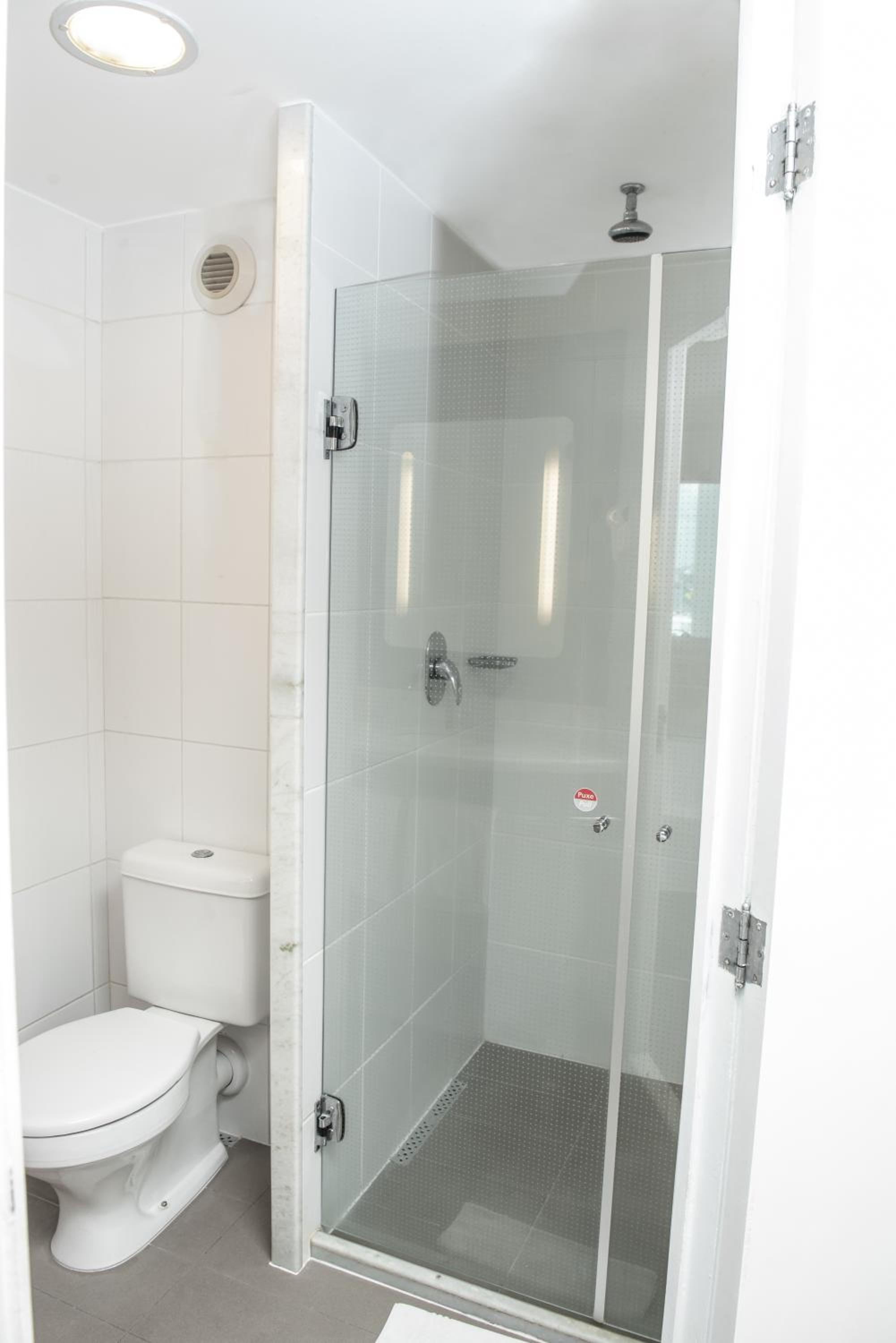 Standard Double Room thumbnail 6