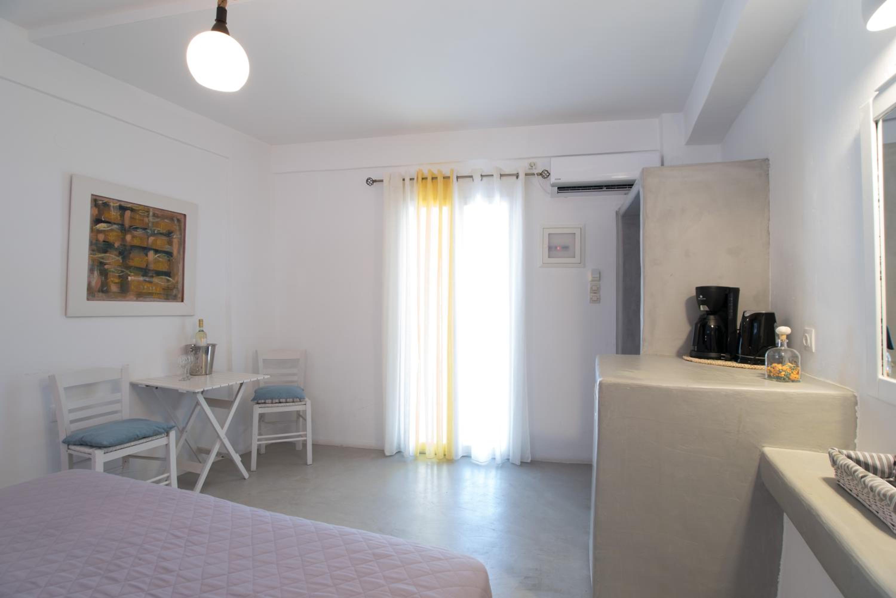 Double Room with Sea View - Photo 5