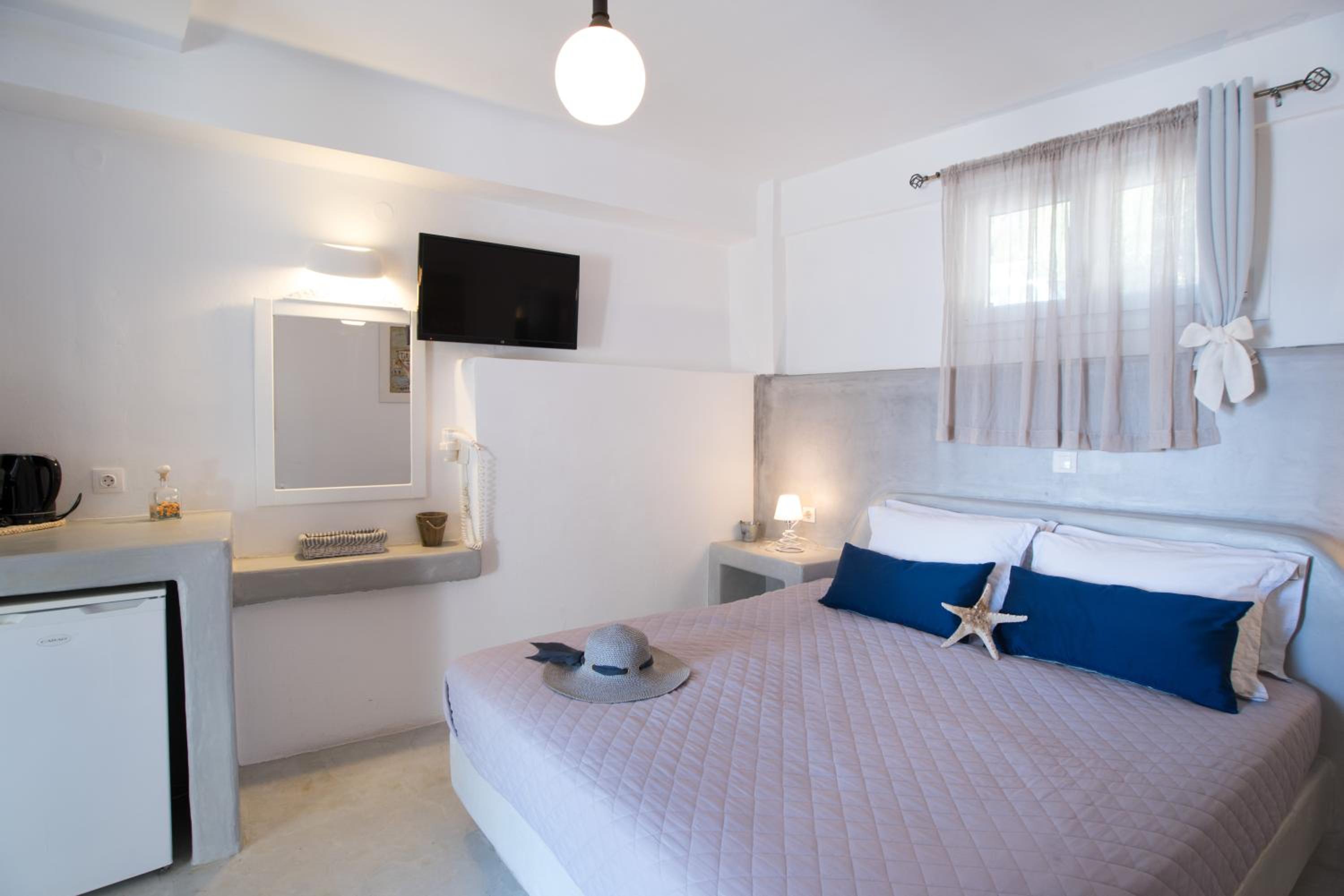 Double Room with Sea View - Photo 13