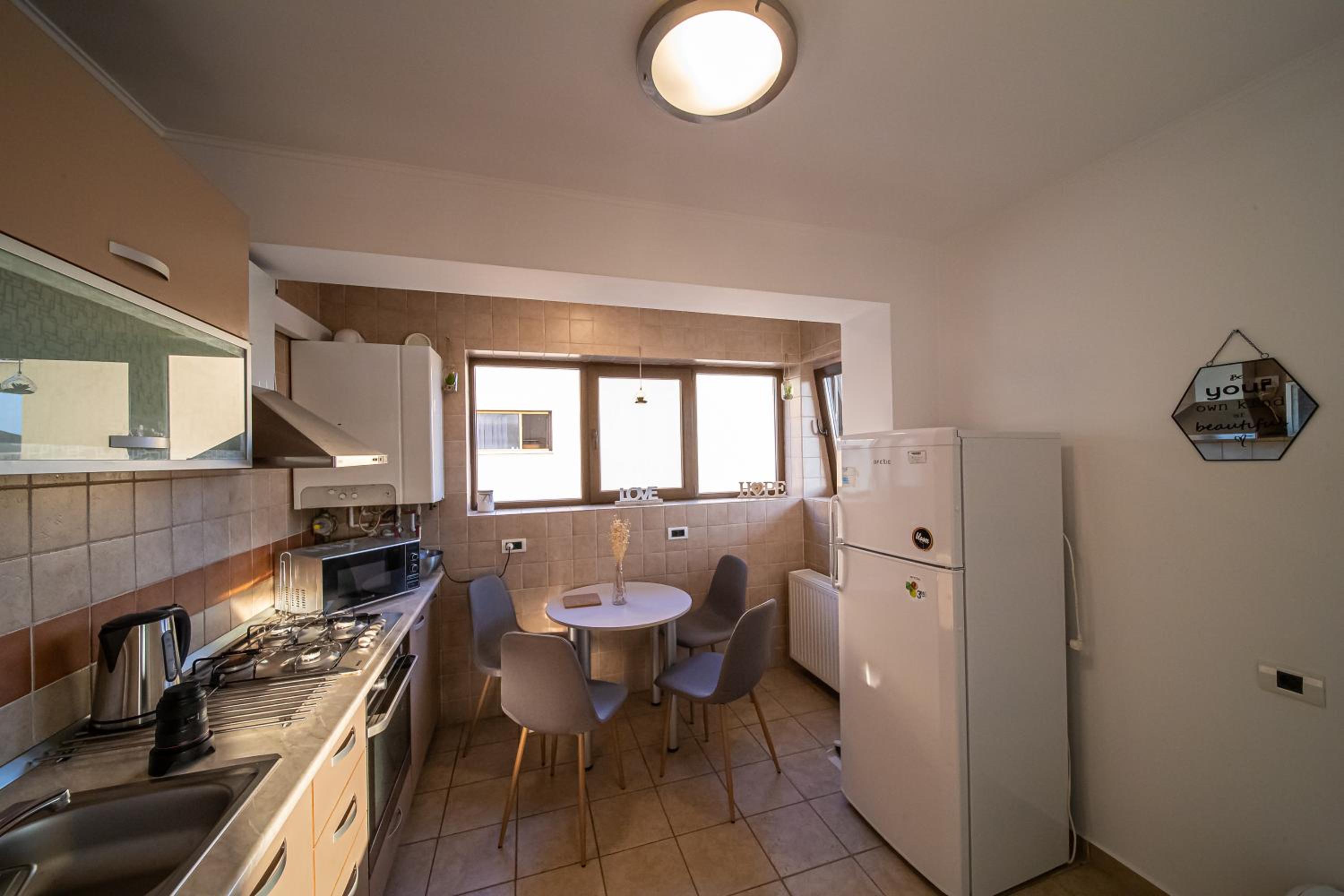 Apartment with Balcony - Photo 48