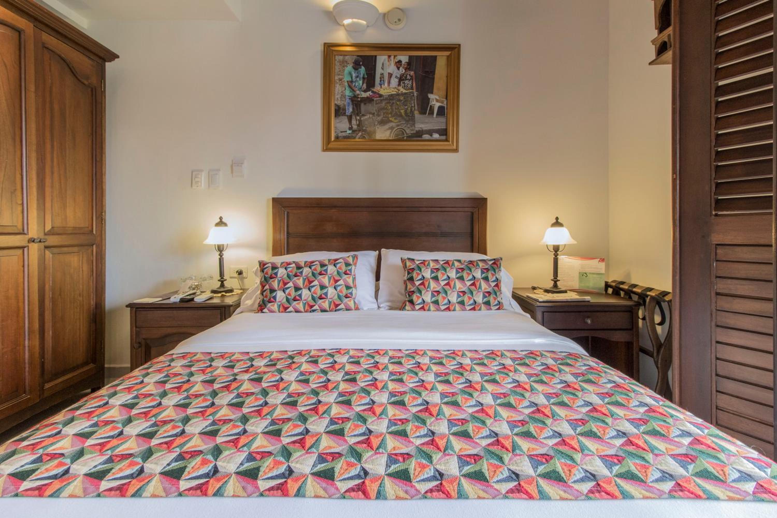 Triple Room with Balcony - Photo 6