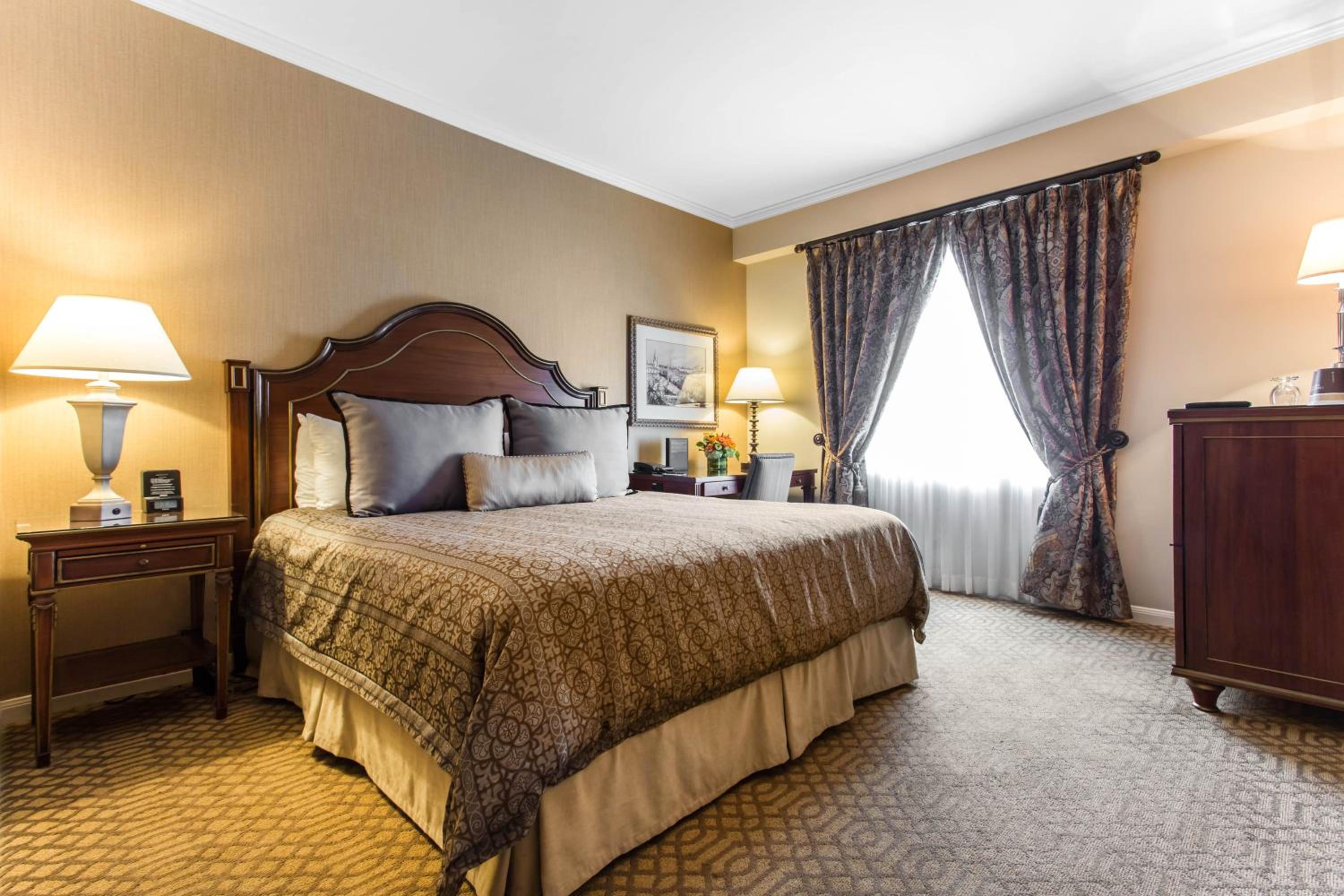 ADA Premier Room - 1 King Bed - Photo 4