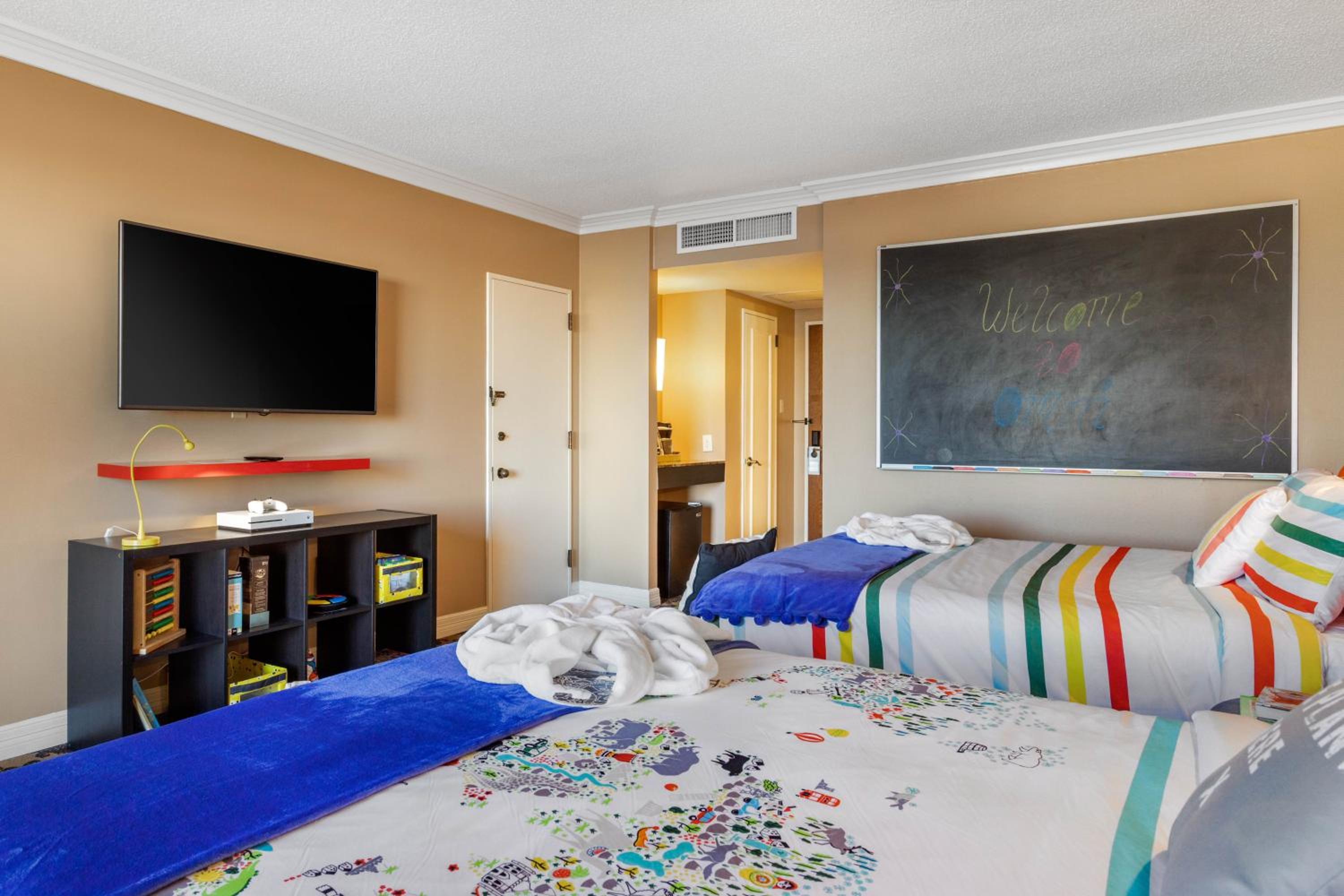 Kids Sensory Suite Child Room 2 Queen Beds Component photo 3