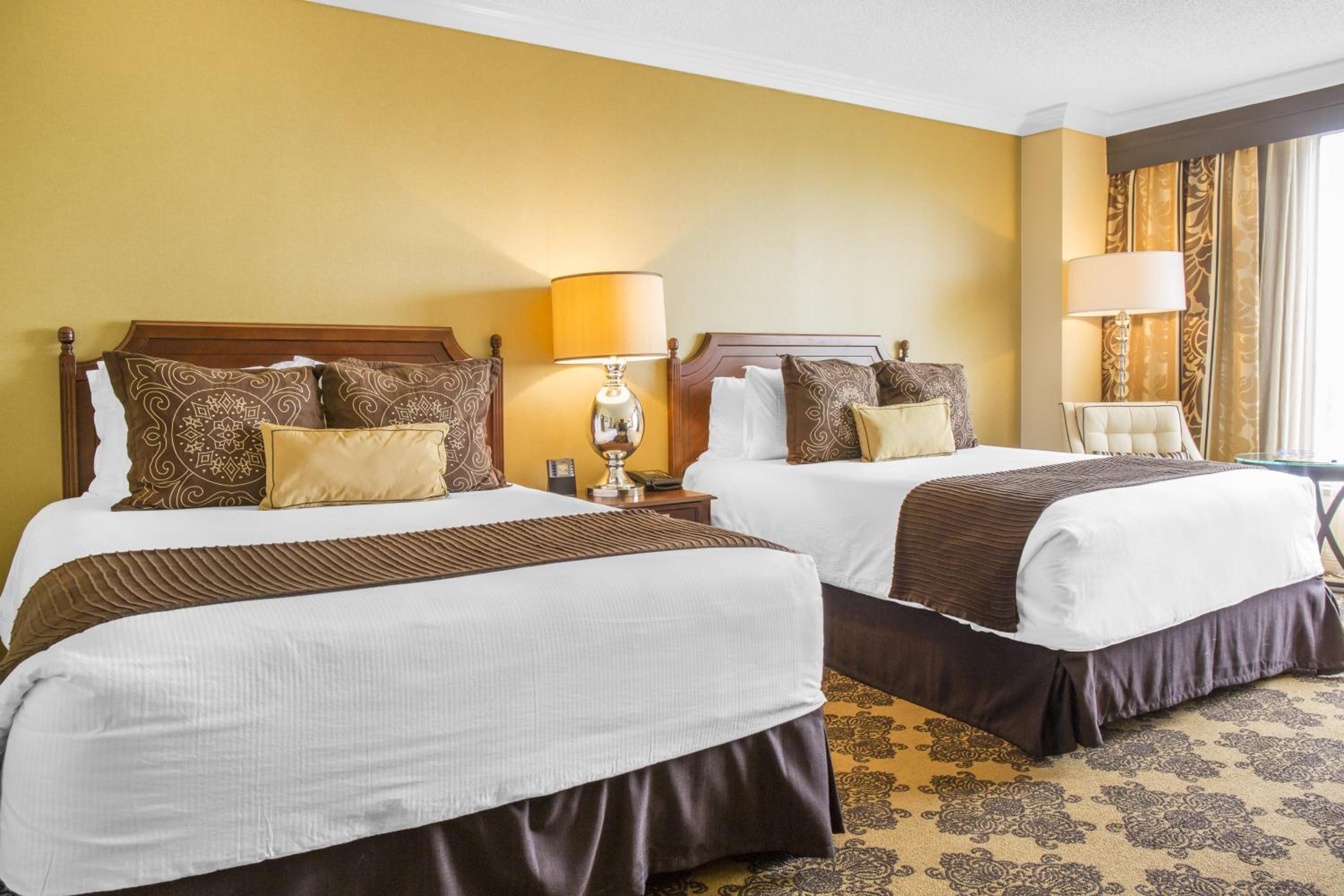 Deluxe Room - 2 Queen Beds - Photo 3