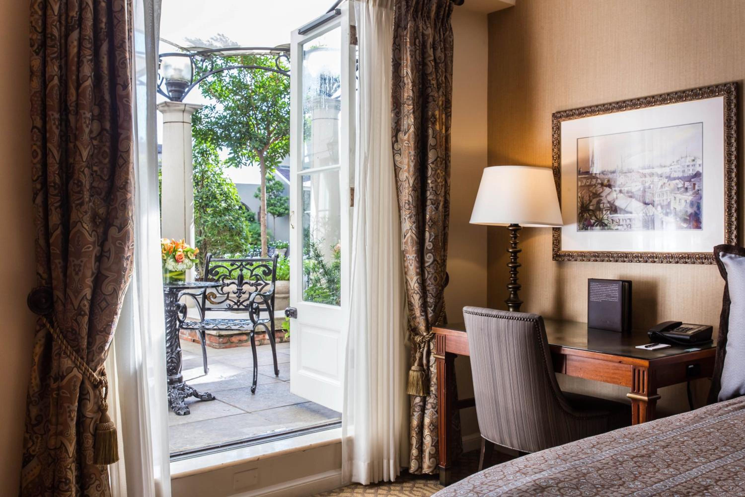 Queen Room - Courtyard View - Photo 3