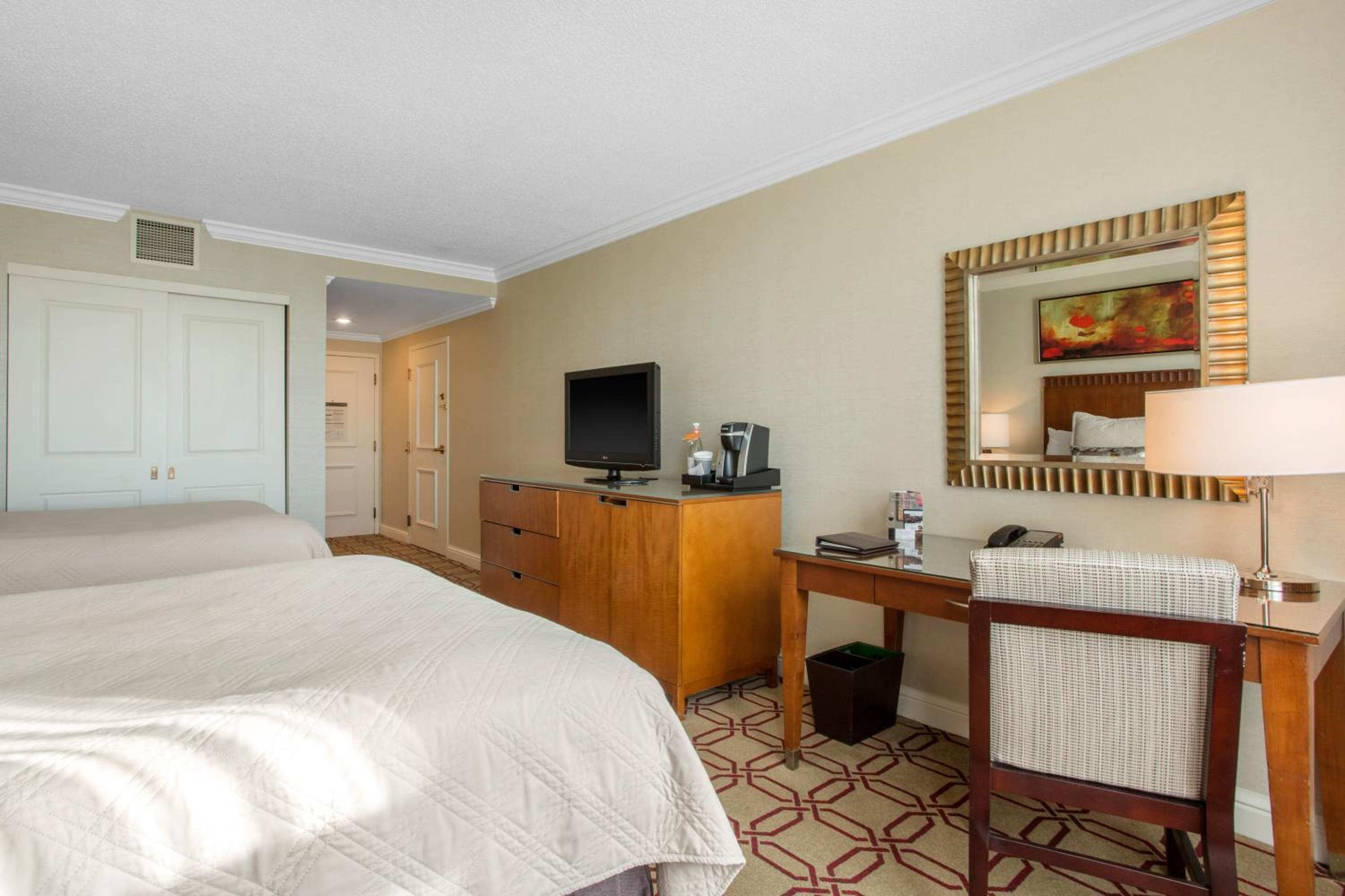 Premier Room - 2 Double Beds photo 3