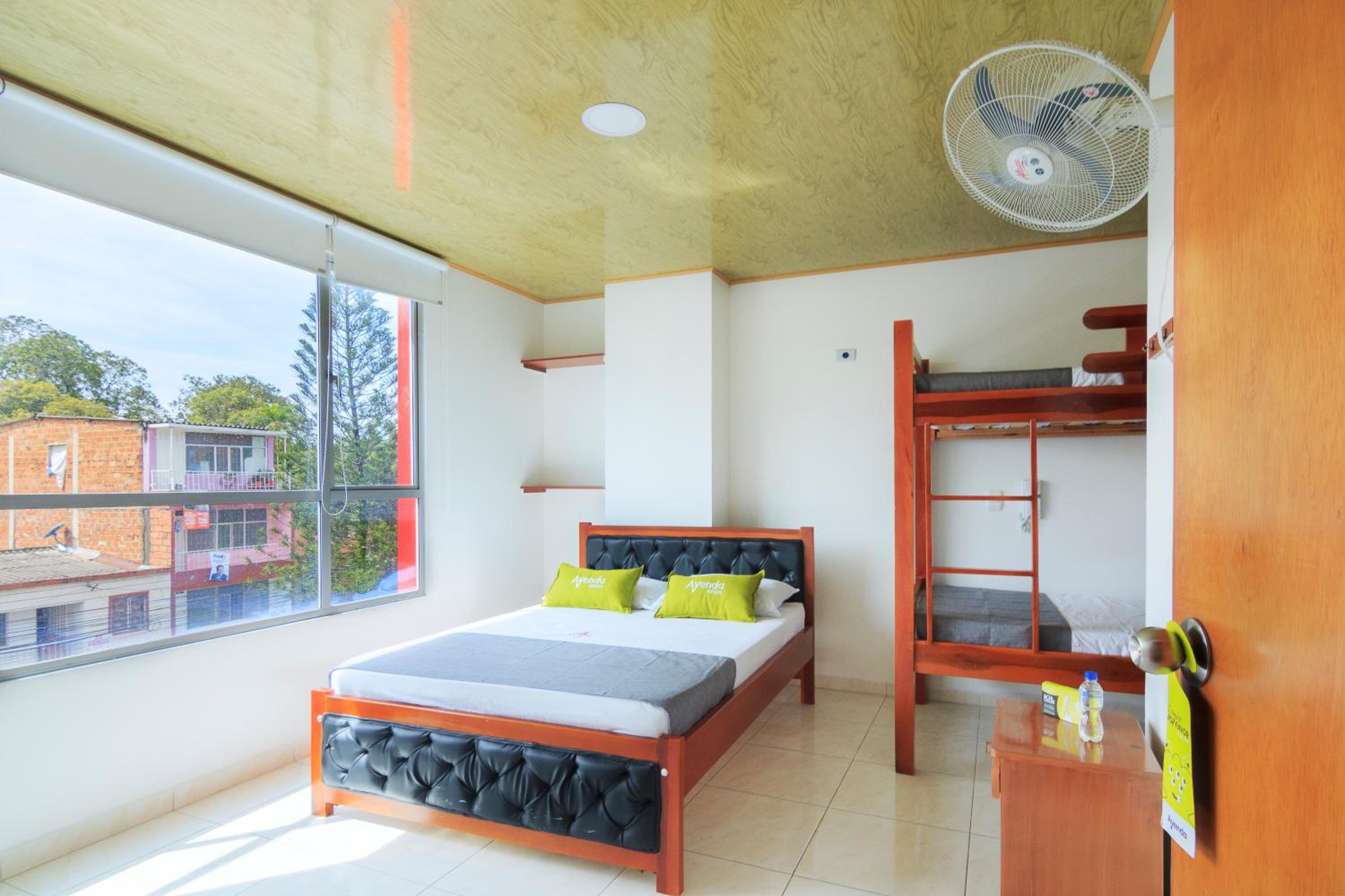 Standard Quadruple Room photo 2