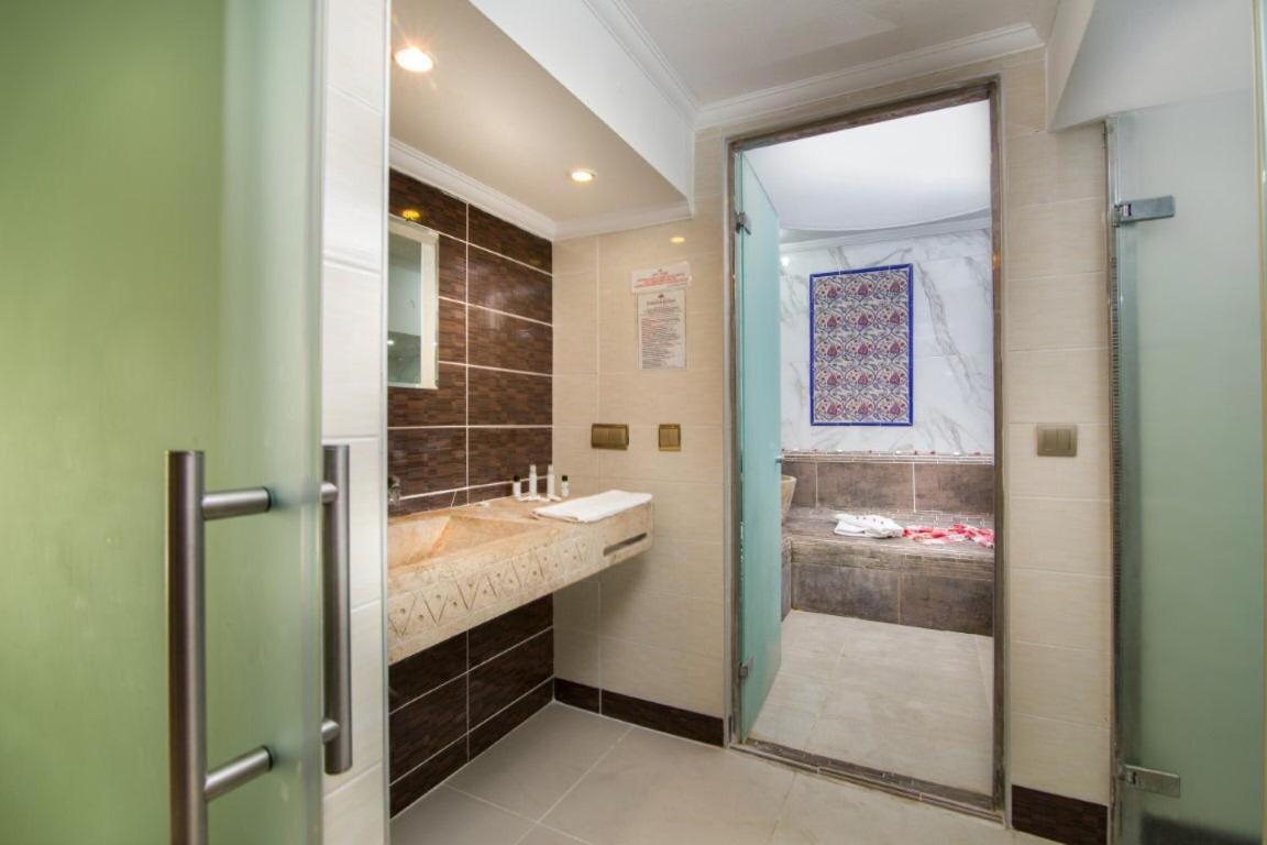 Family Suite photo 2
