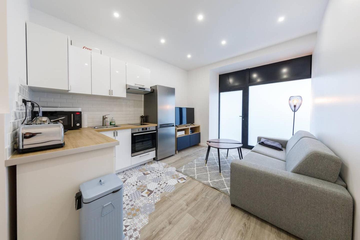 Apartment photo 3