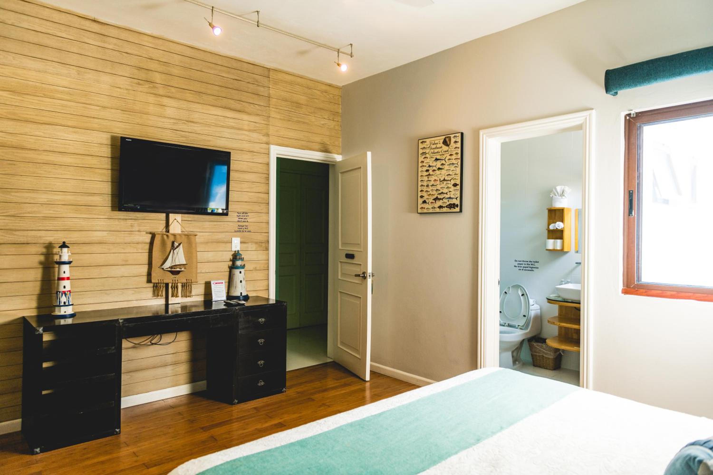 Deluxe Queen Room photo 1