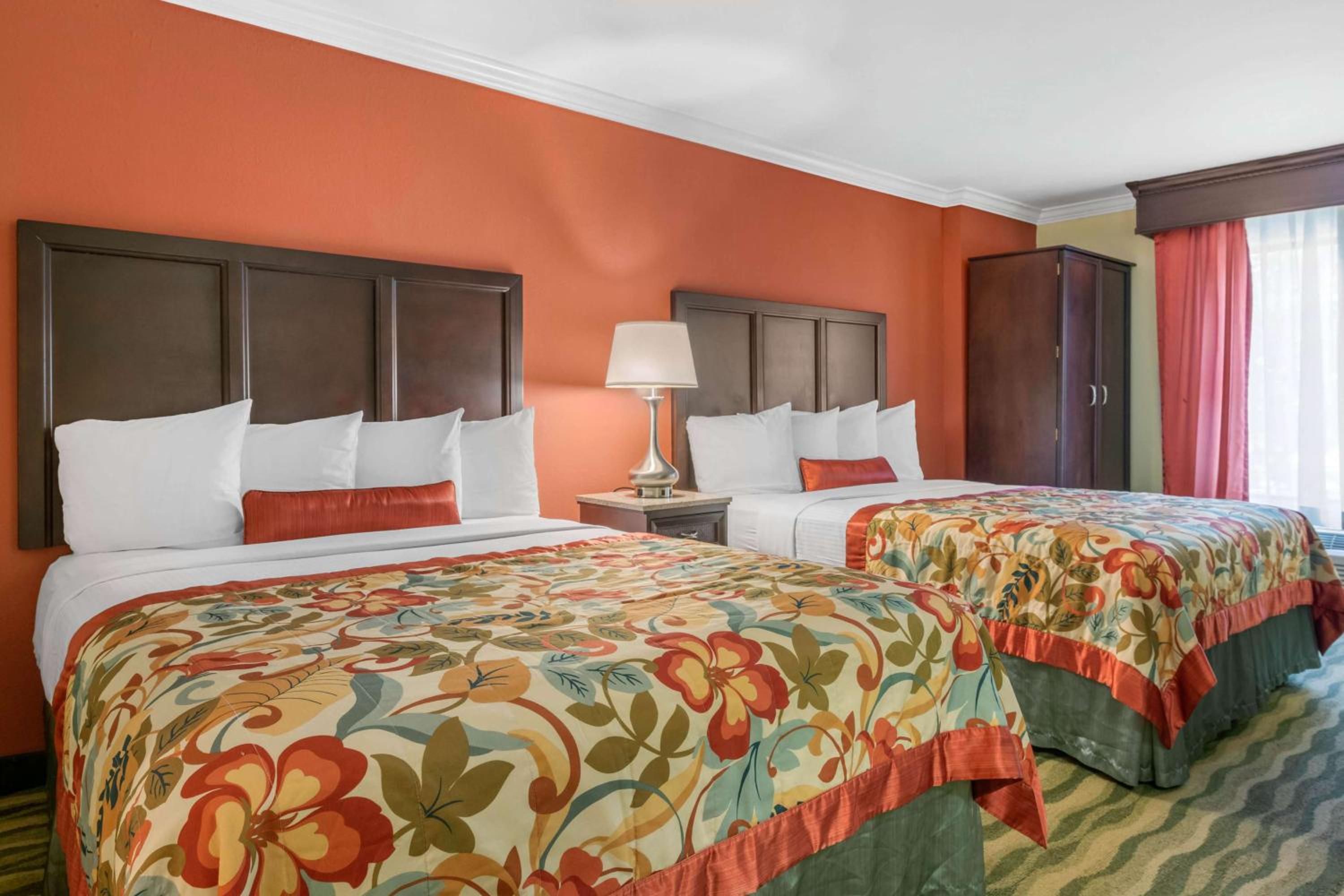 Queen Room with Two Queen Beds - Non-Smoking