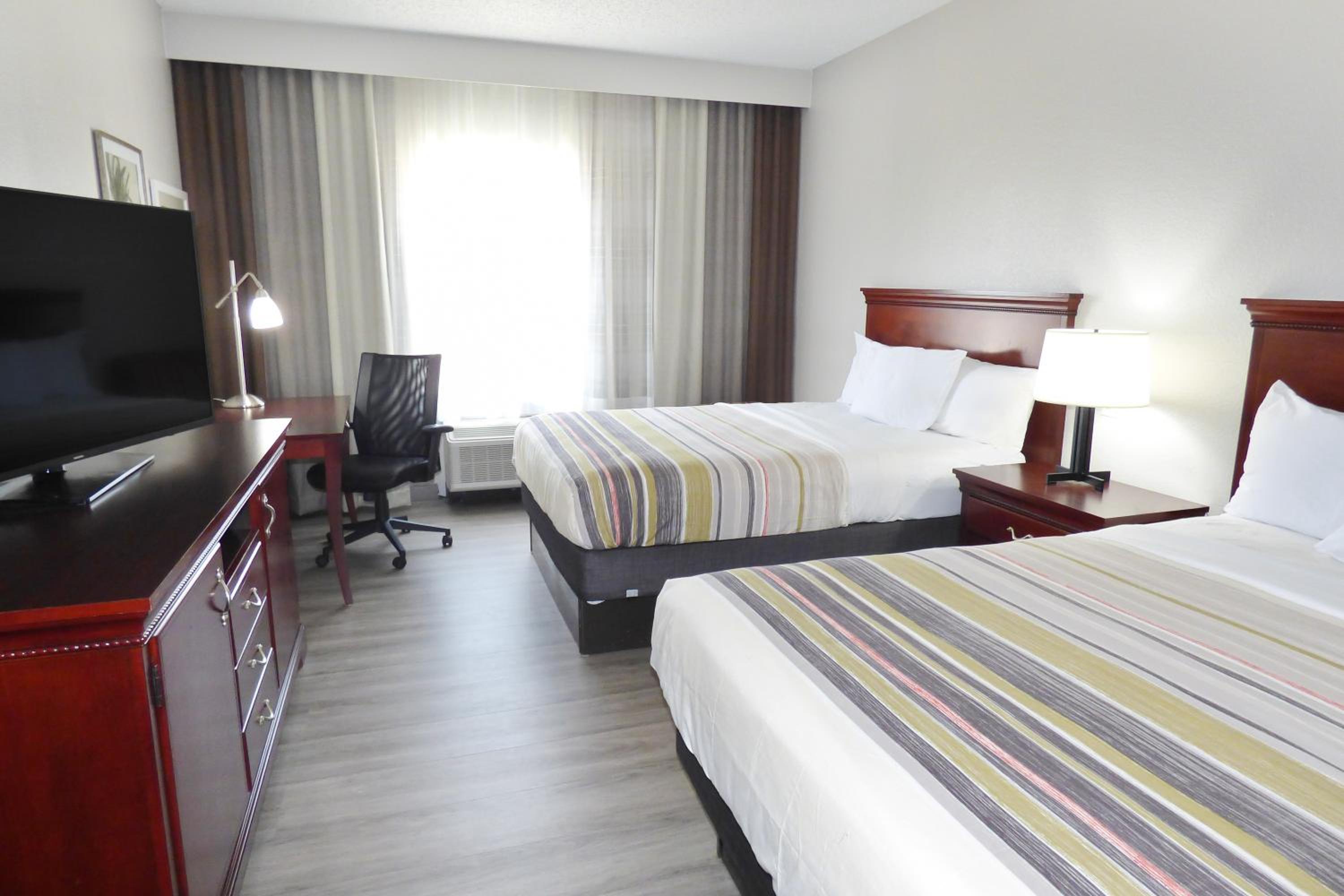 Queen Room with Two Queen Beds - Disability Access/Non-Smoking