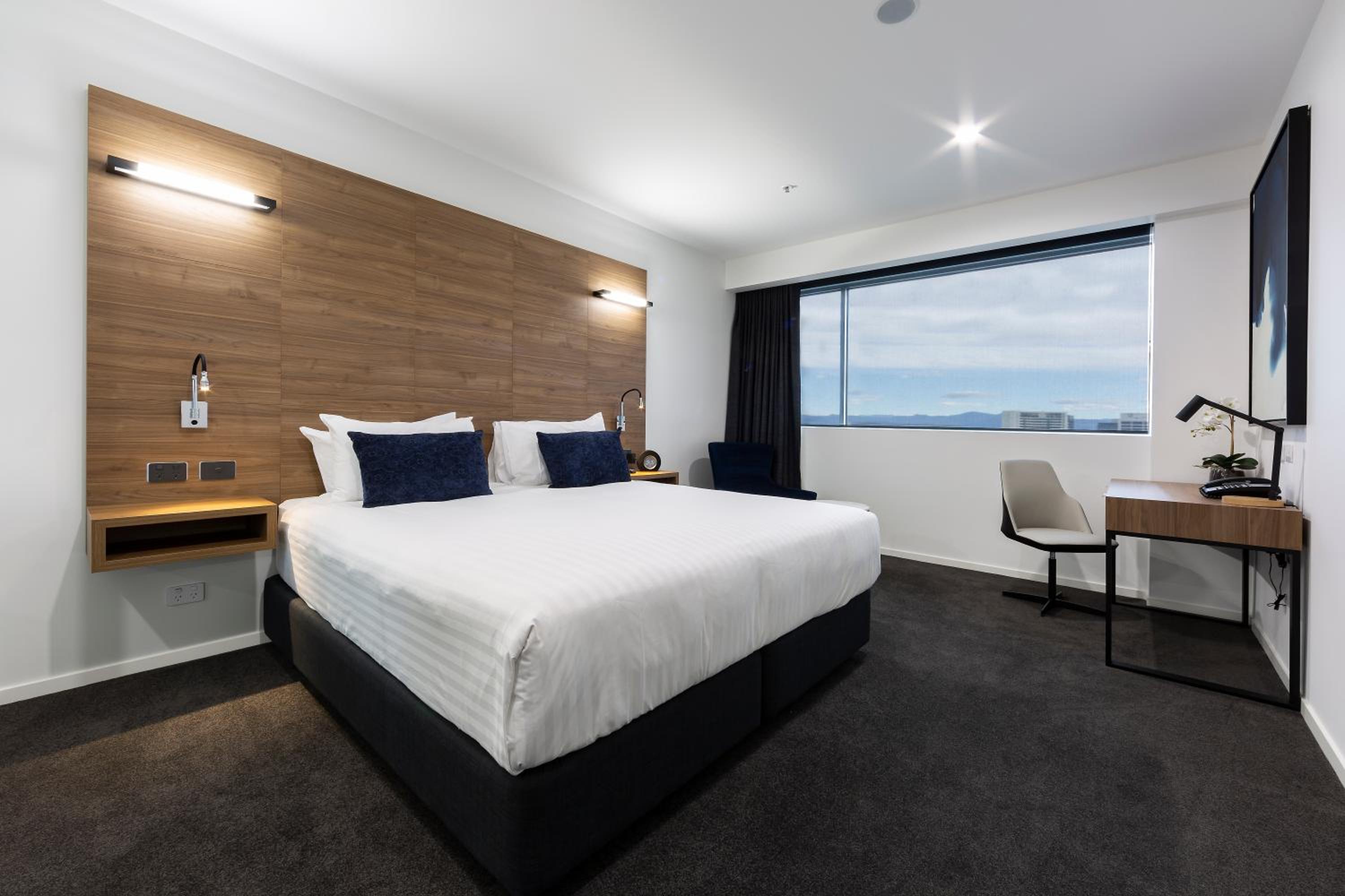 Executive King Room - Photo 2