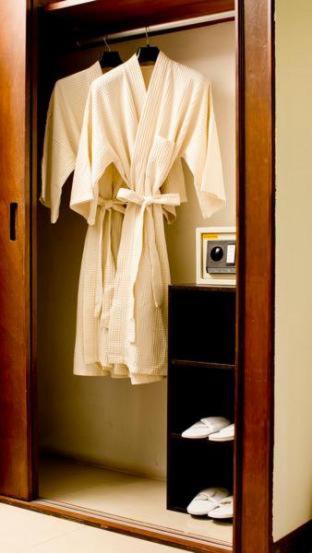 Suite - Photo 3