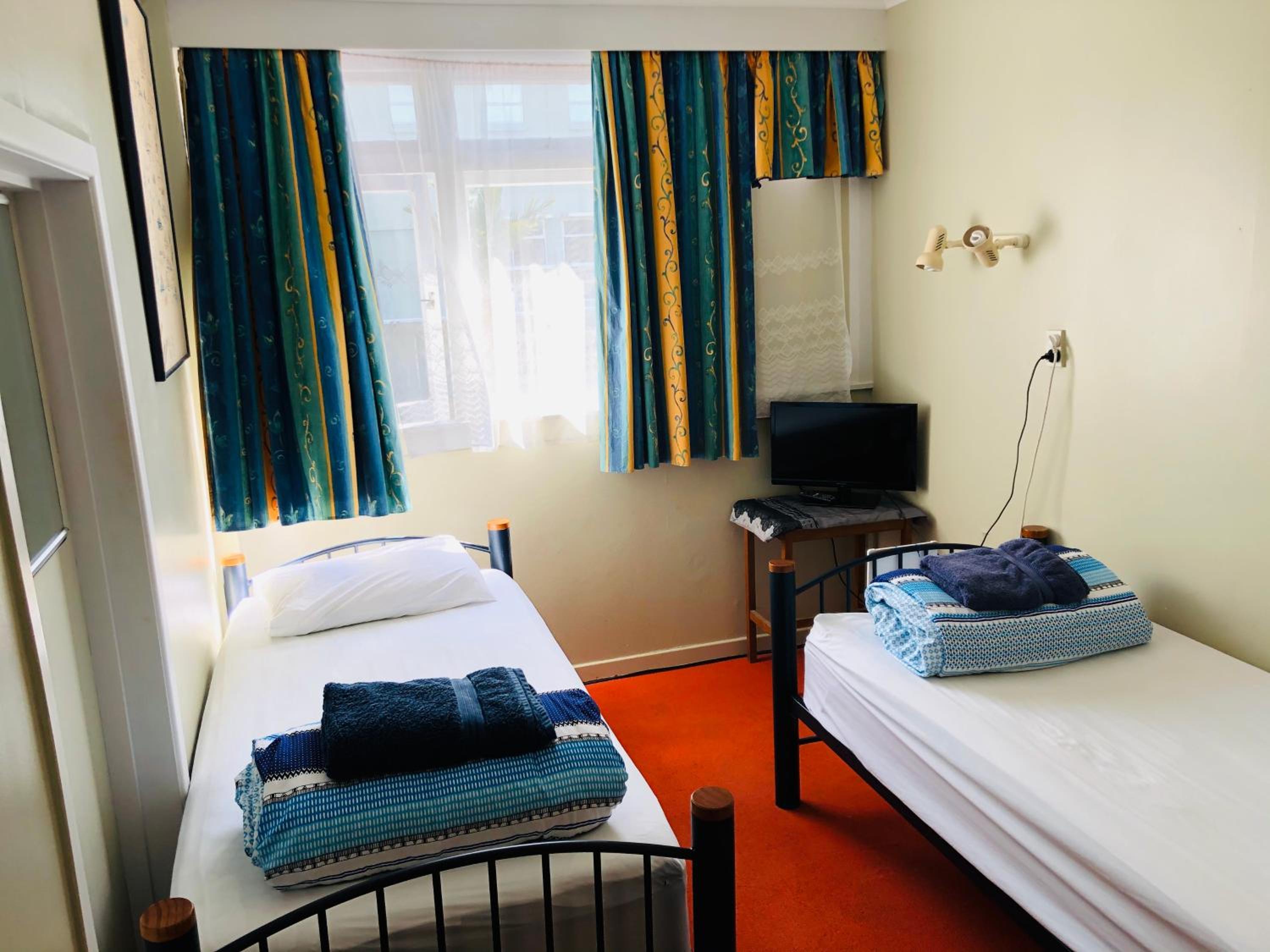 Twin Room with Shared Bathroom