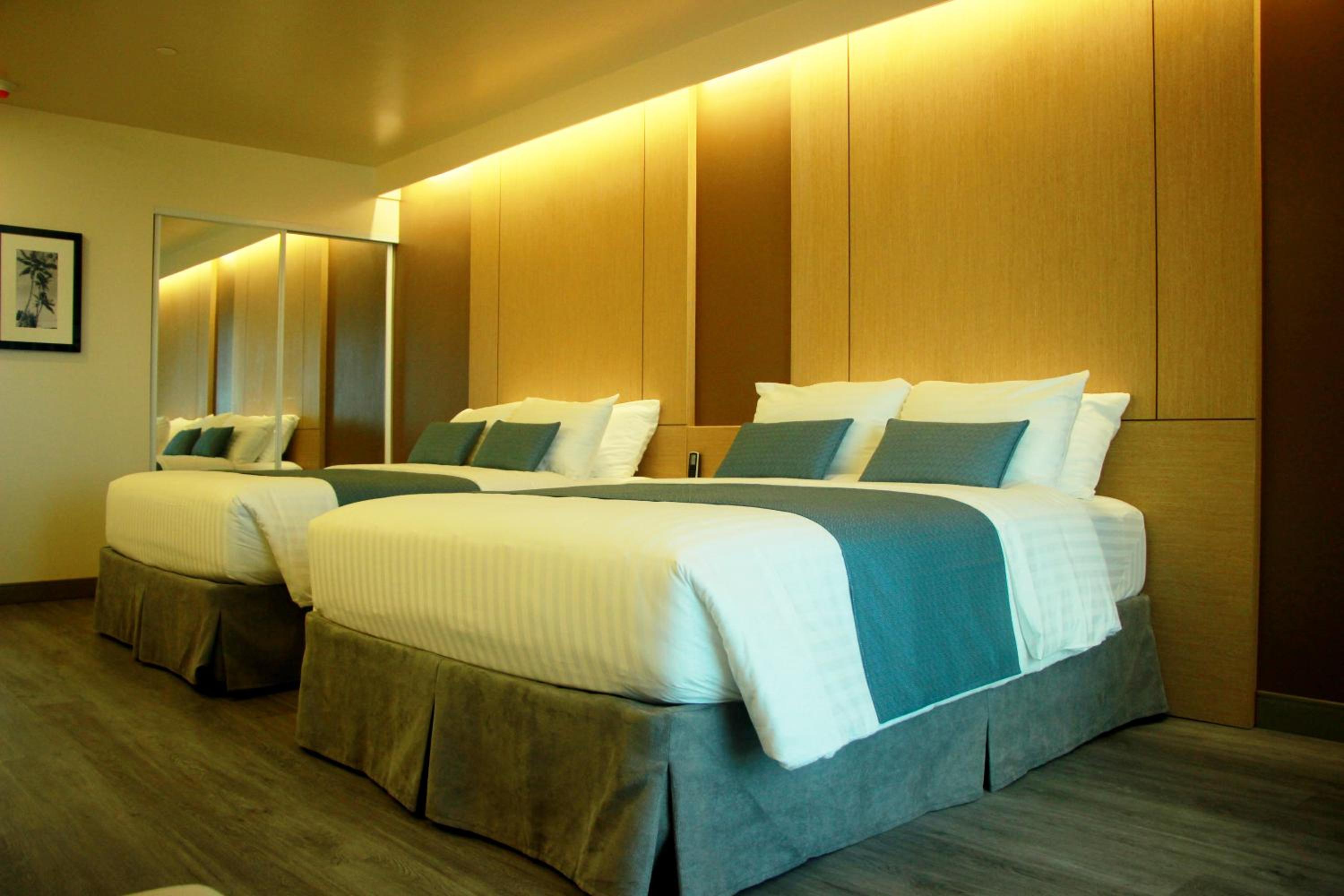 Deluxe Double or Twin Room with Balcony - Photo 6