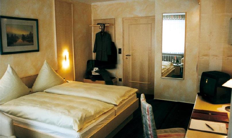 Double Room - Photo 6