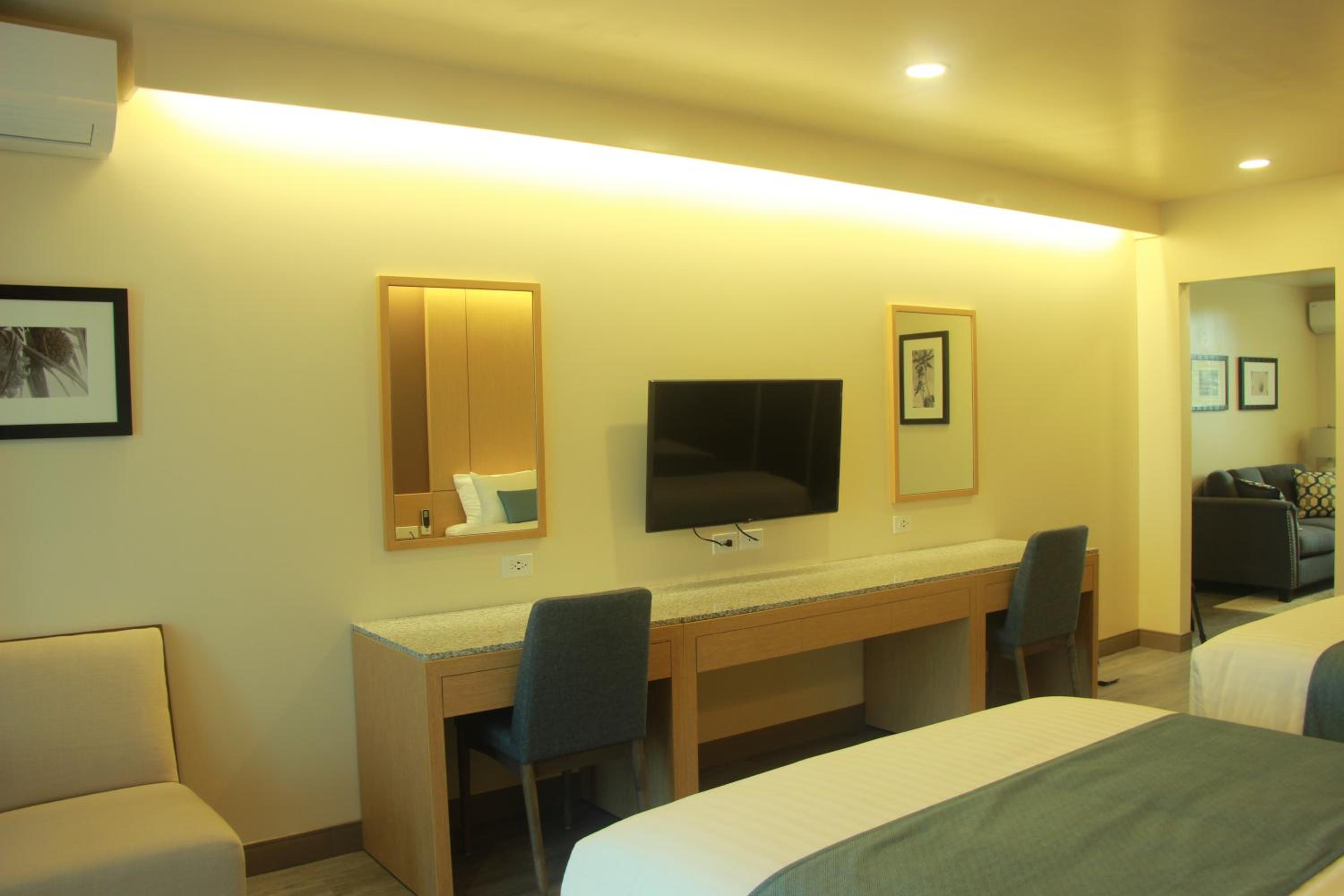 Suite with Sea View - Photo 6