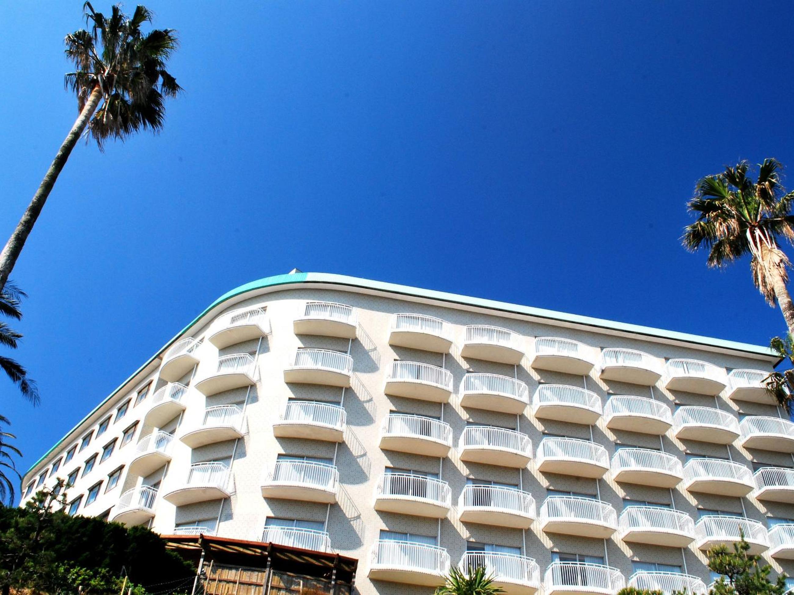 Superior Twin Room with Balcony - Photo 8