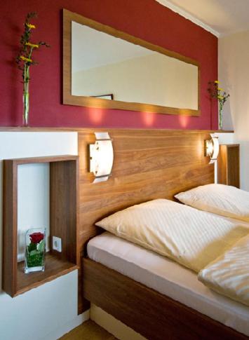 Double Room - Photo 8