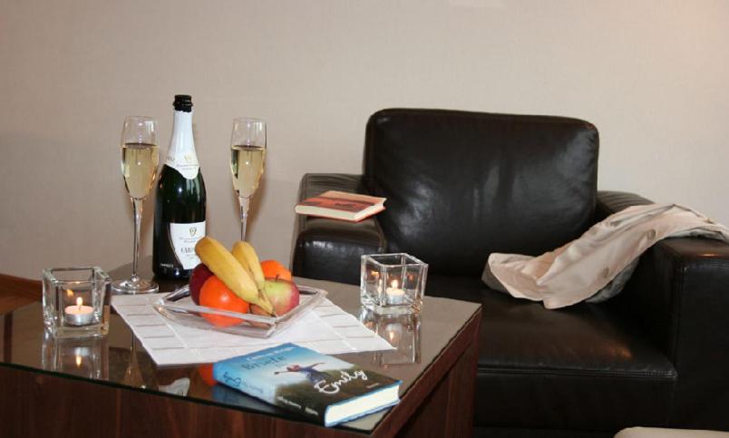 Double Room - Photo 10