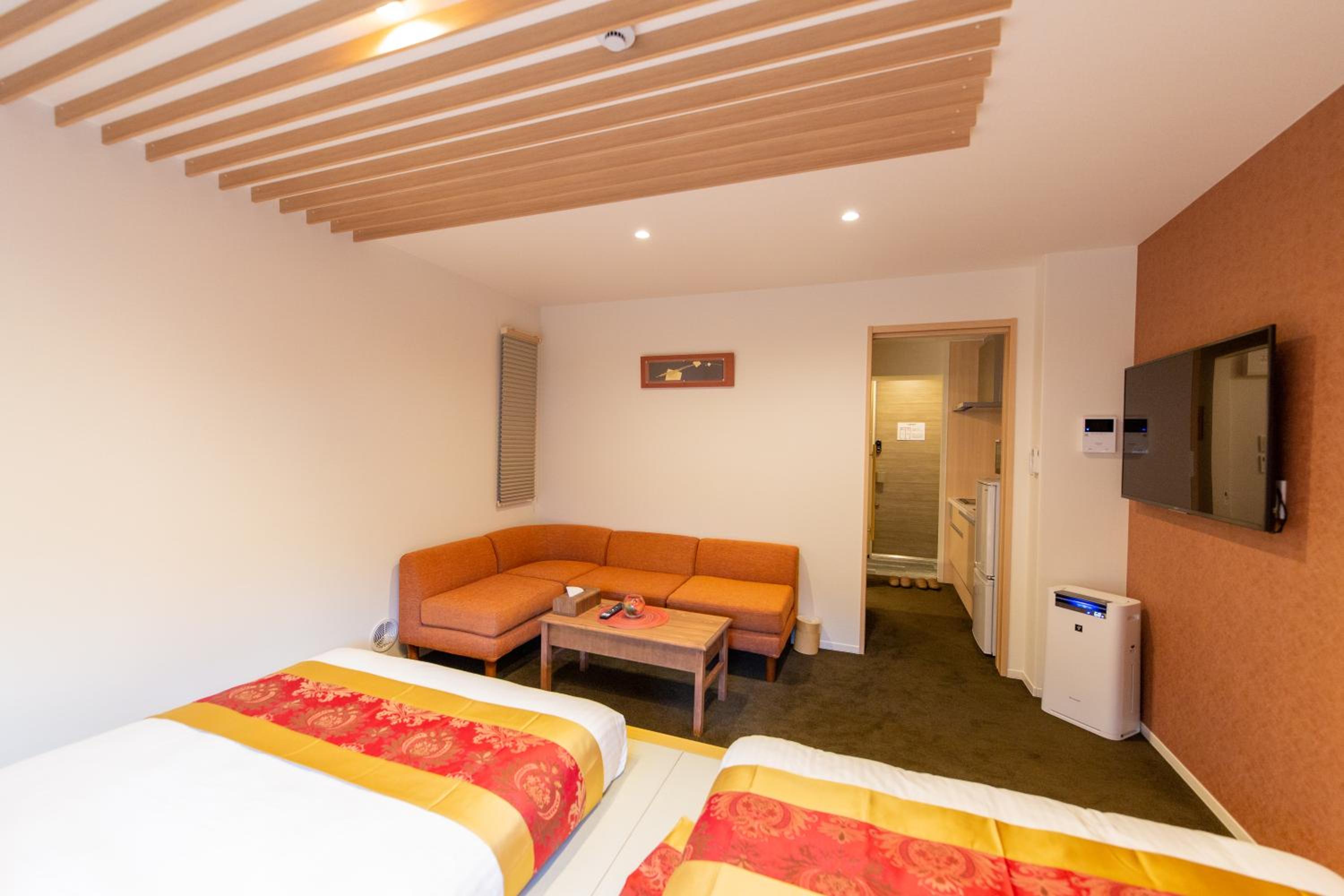 Standard Twin Room - Photo 5