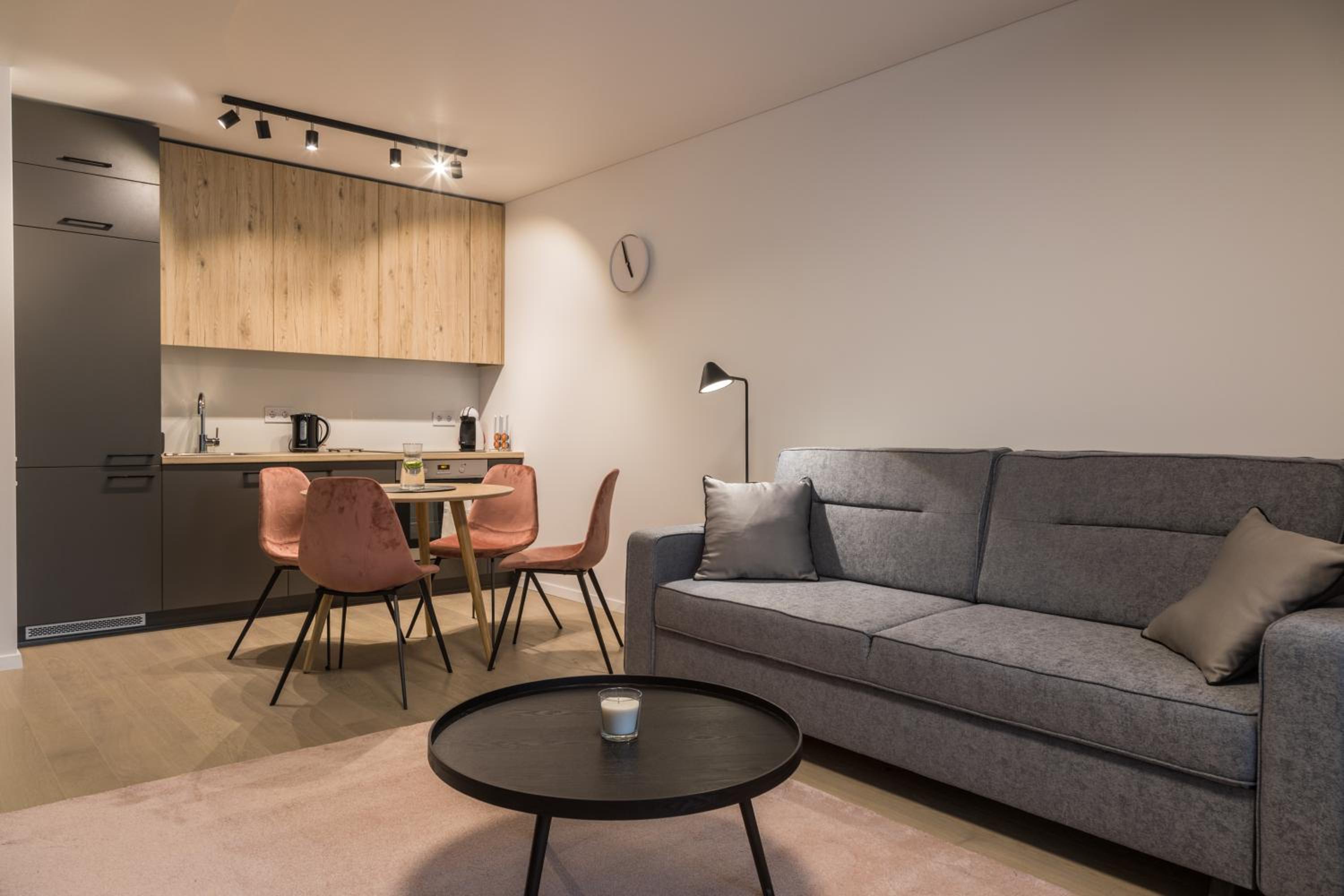 Deluxe Apartment - Photo 6