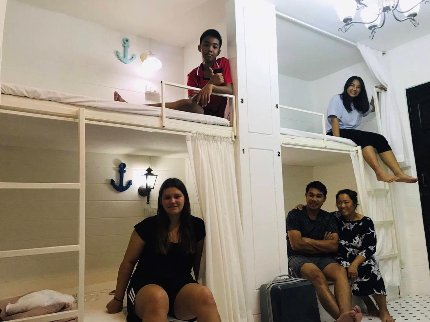 Standard Family Room photo 2