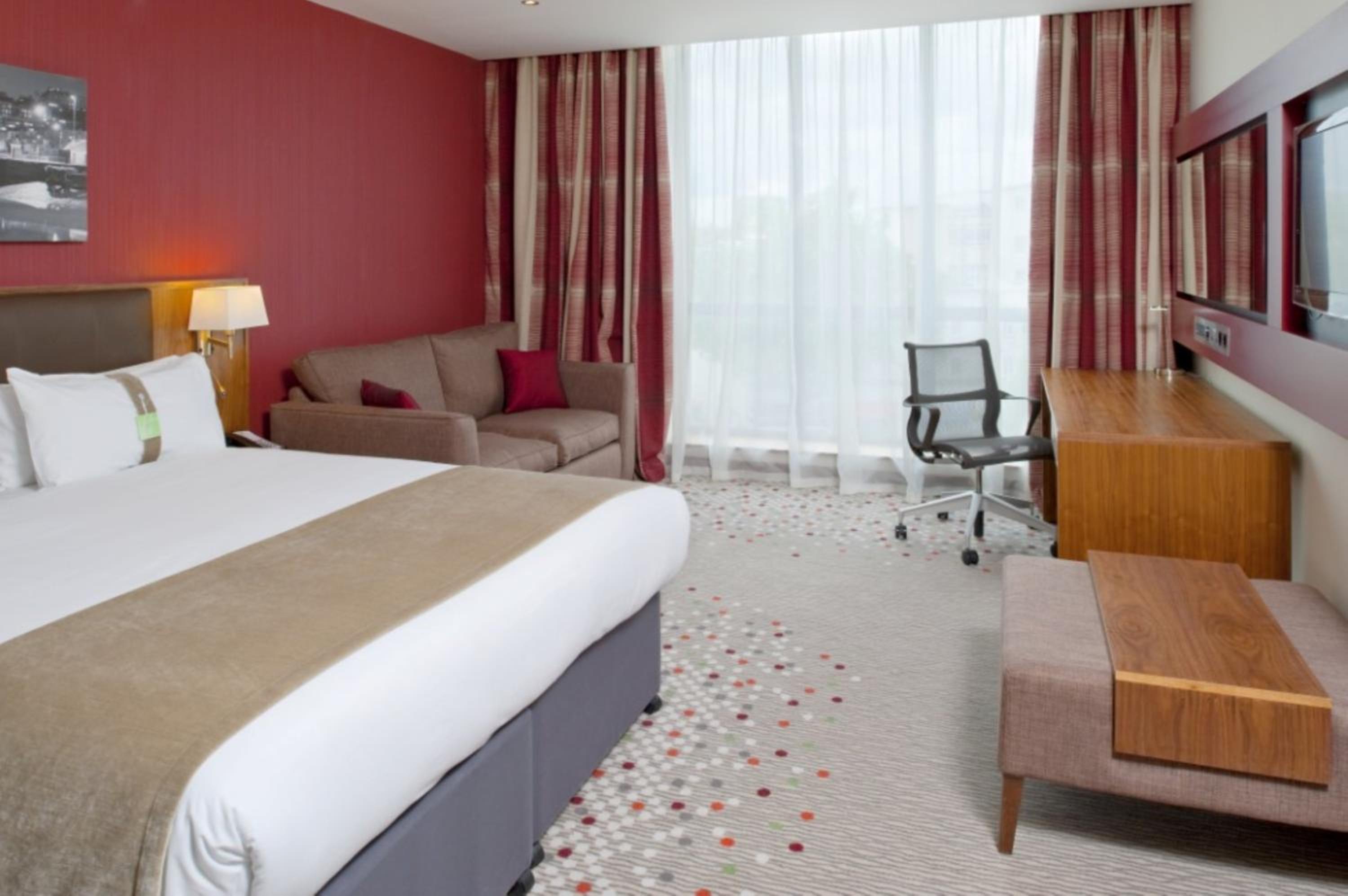 Premium Double Room with sofa bed - Photo 3