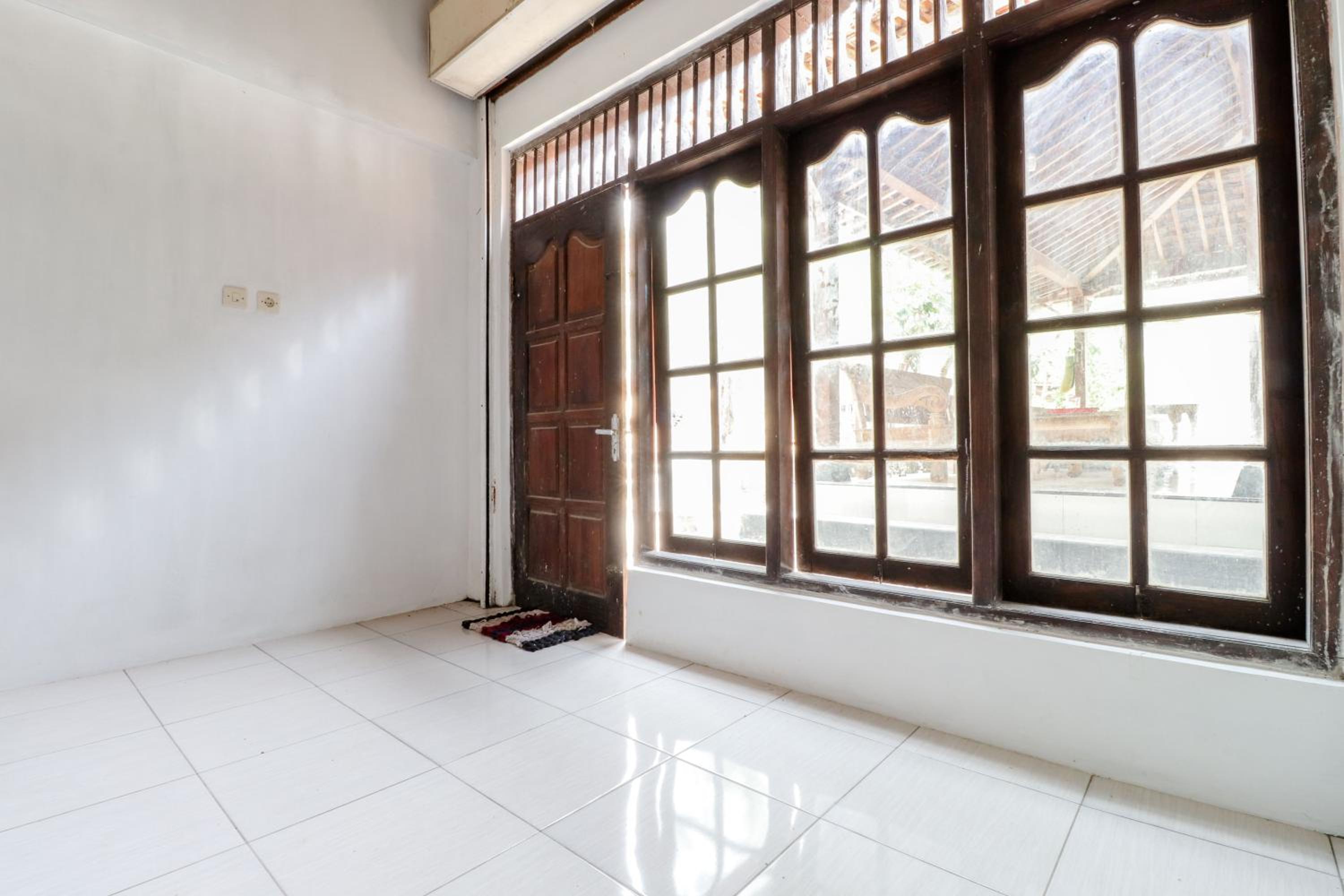 Standard Double Room with Fan - Photo 14