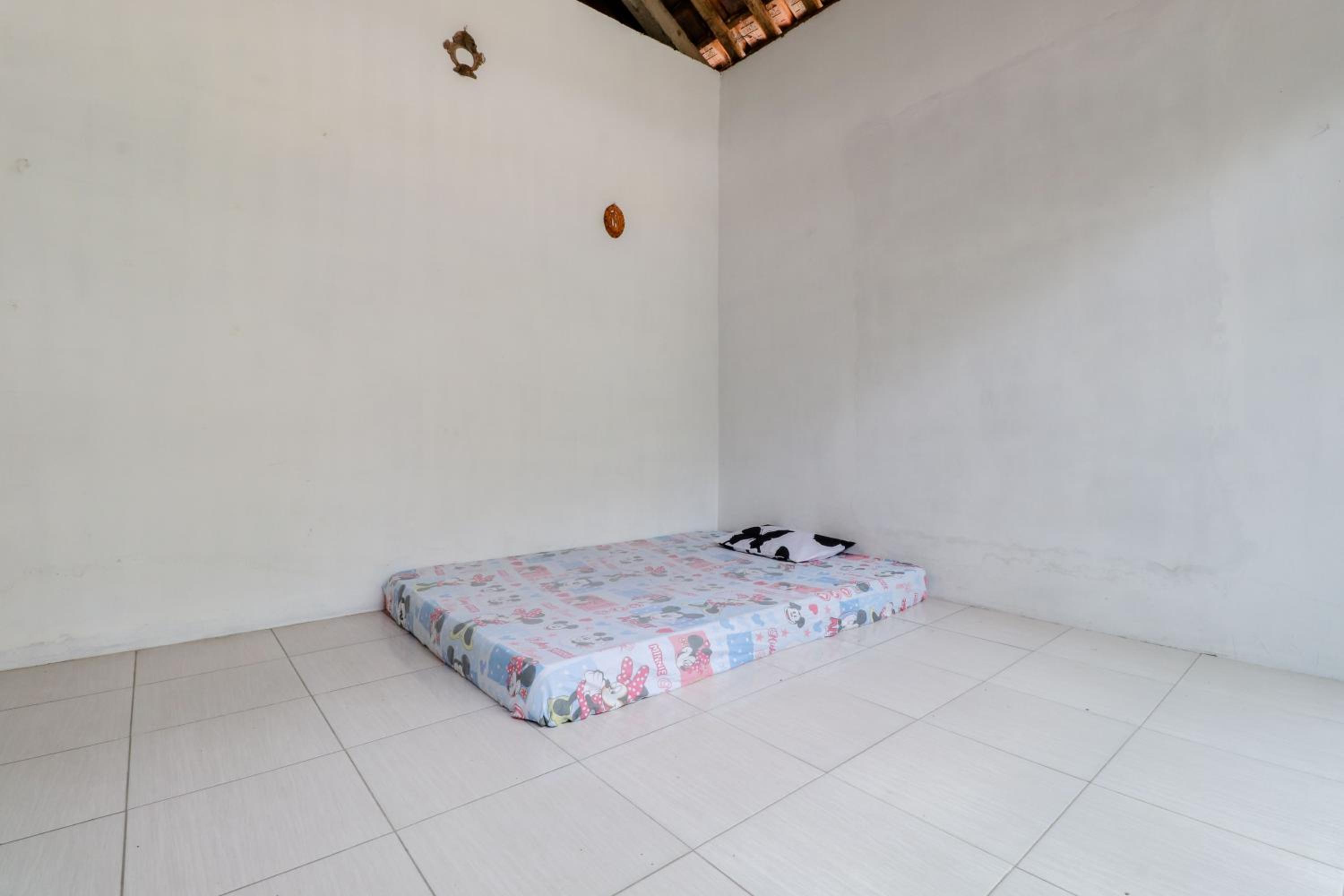 Standard Double Room with Fan - Photo 12