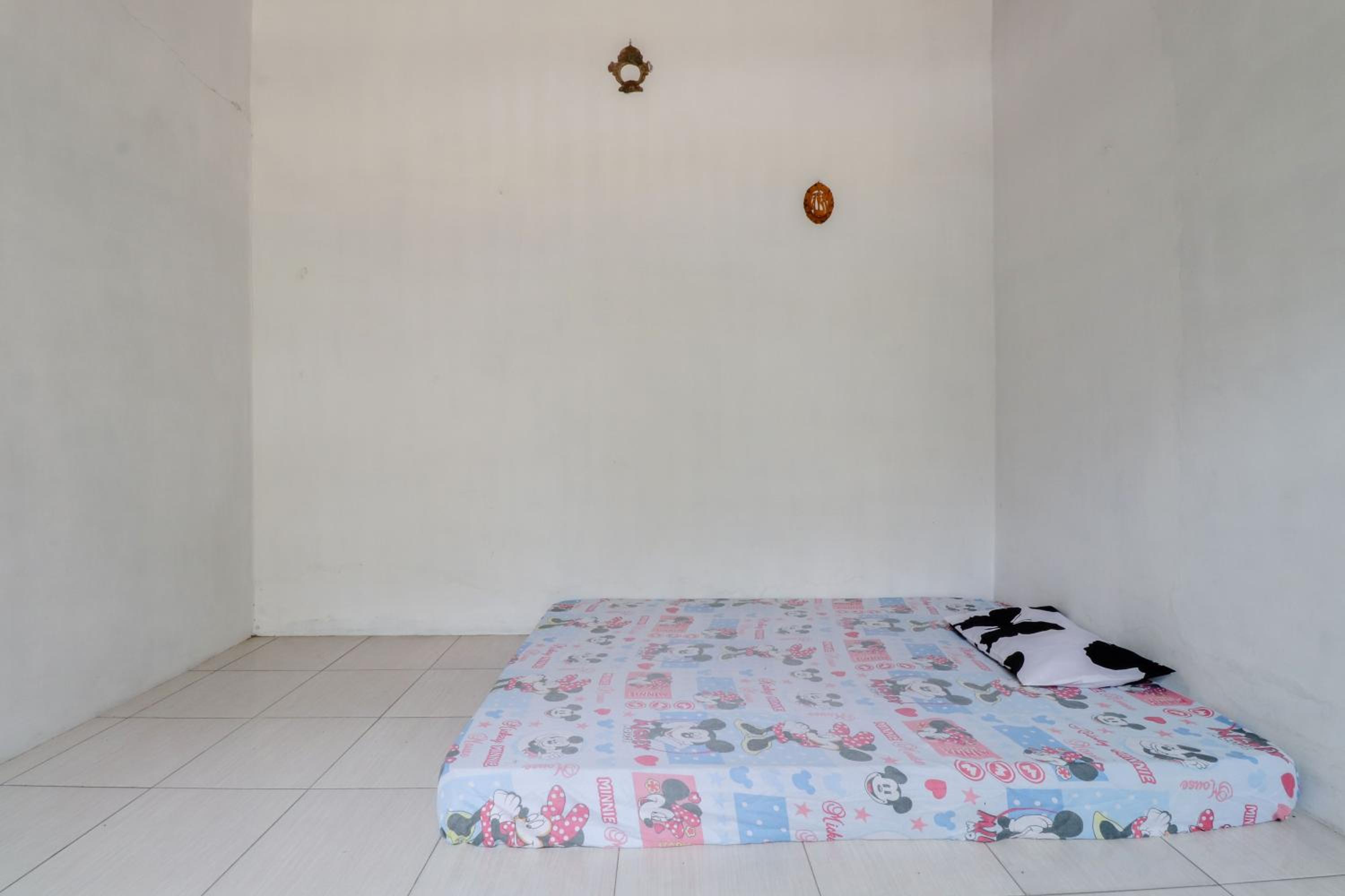 Standard Double Room with Fan - Photo 11