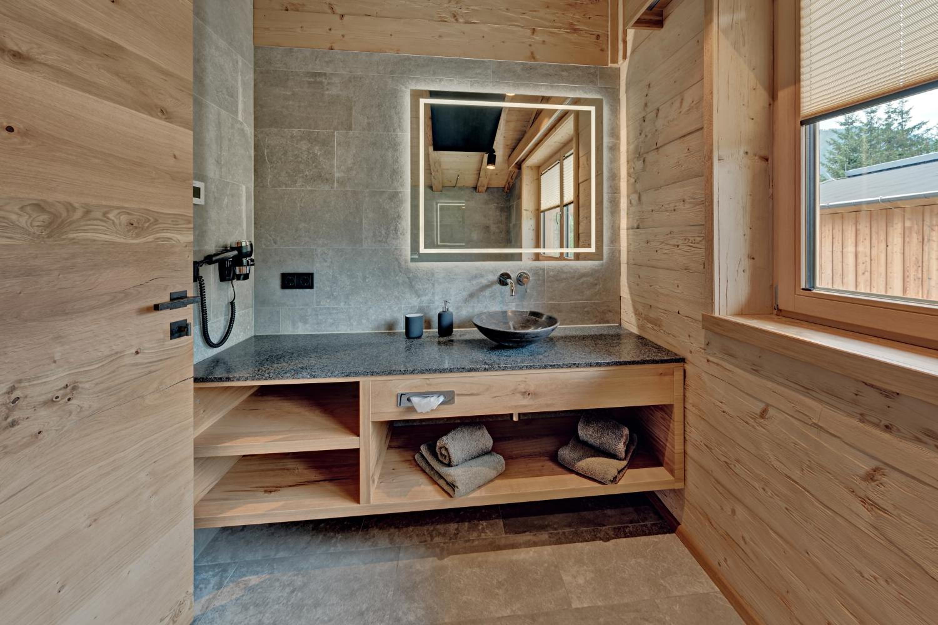 Two-Bedroom Chalet - Photo 6
