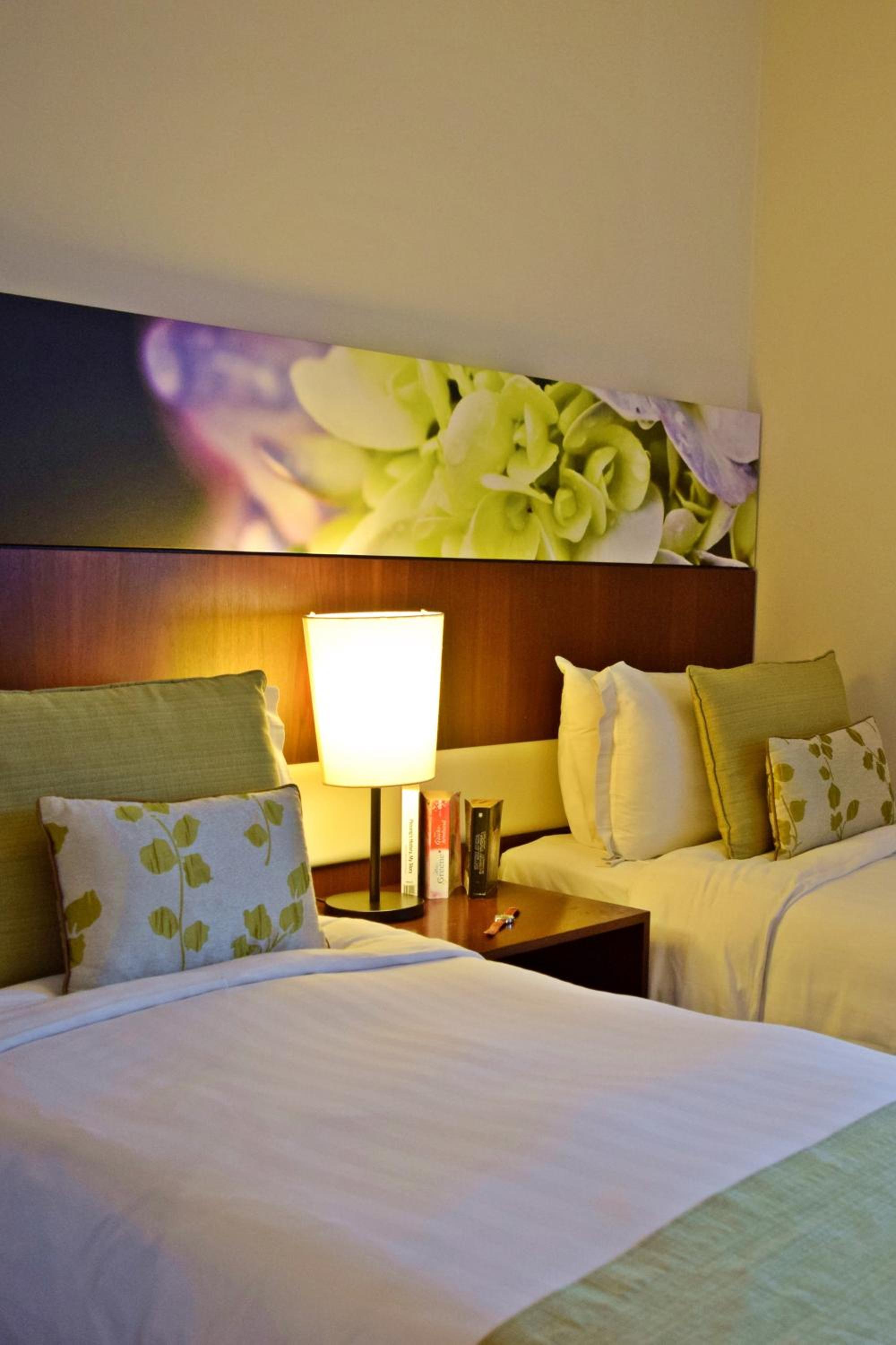 One-Bedroom Deluxe Twin