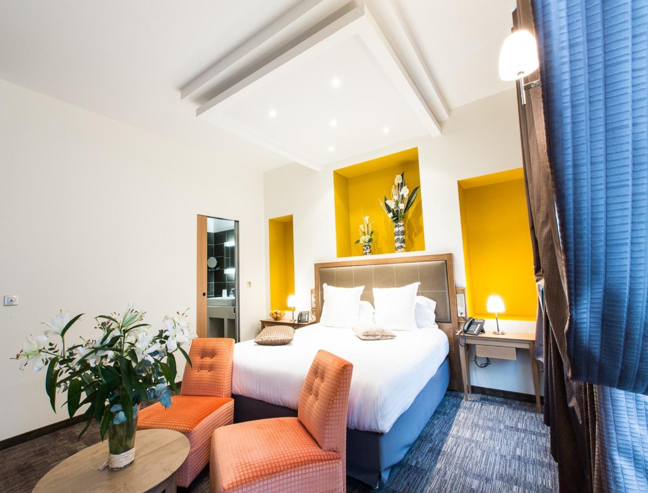 Charm Double Room - Photo 4