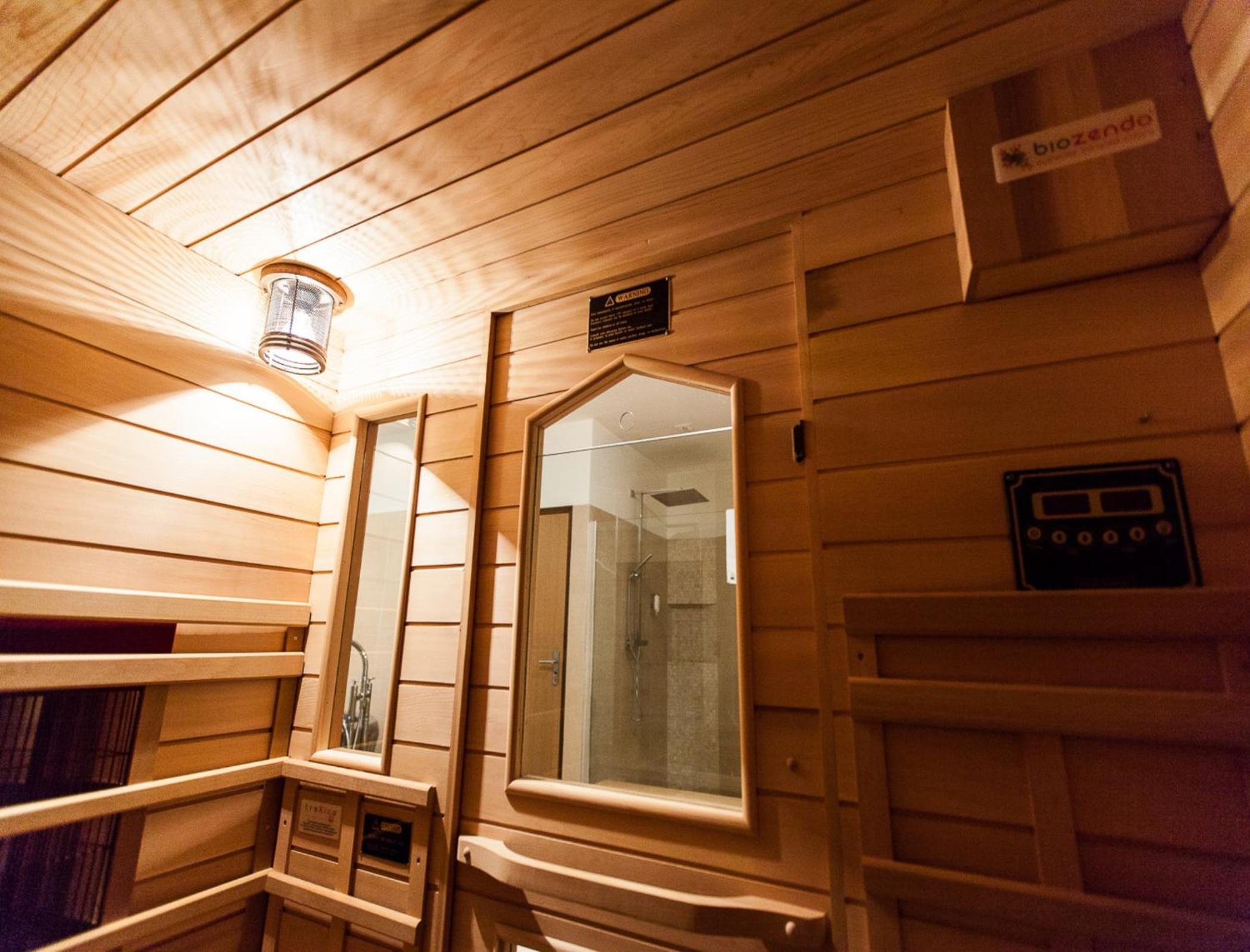 Suite with Sauna - Photo 5
