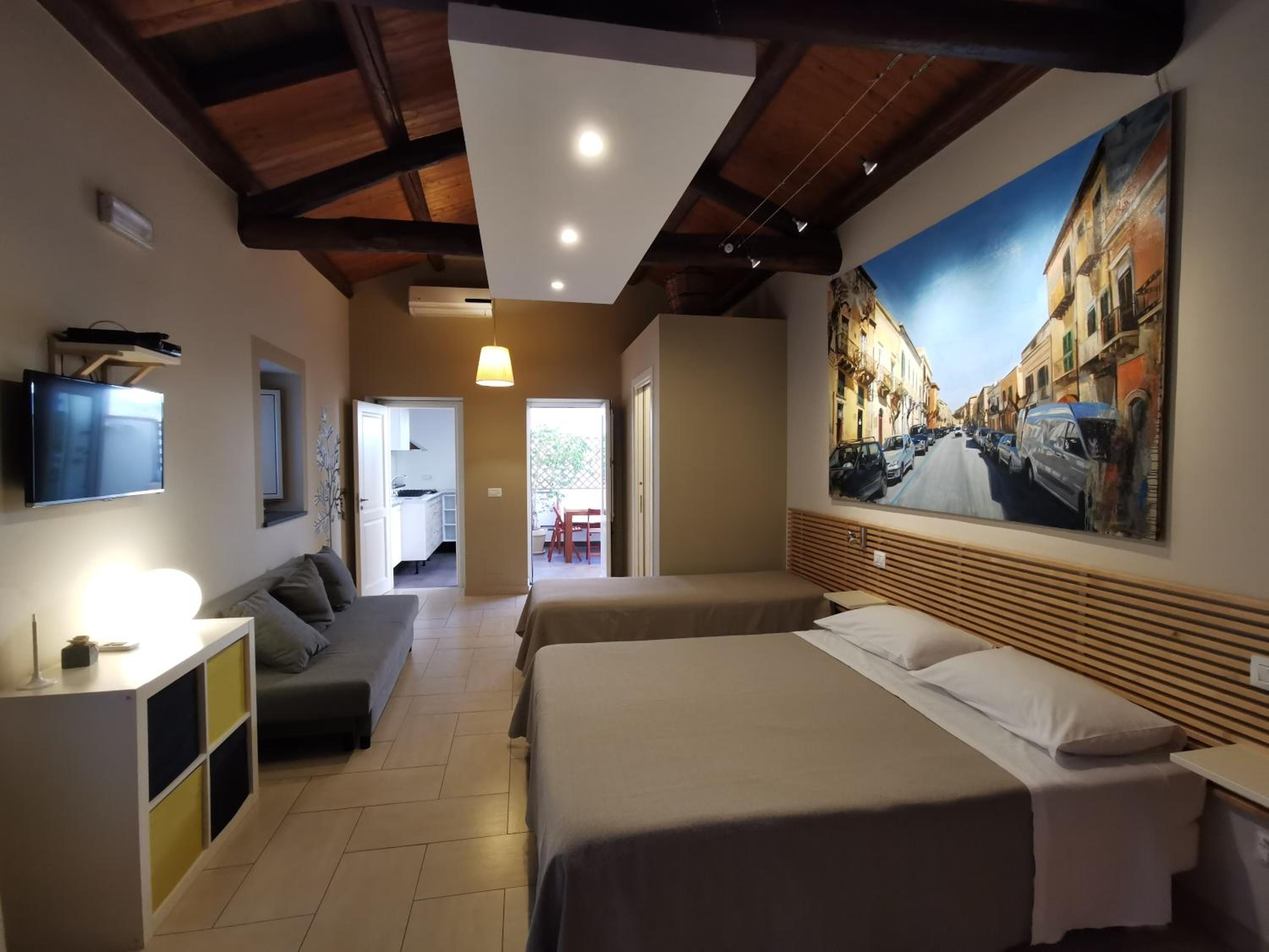  One-Bedroom Apartment with Private Terrace  photo 2