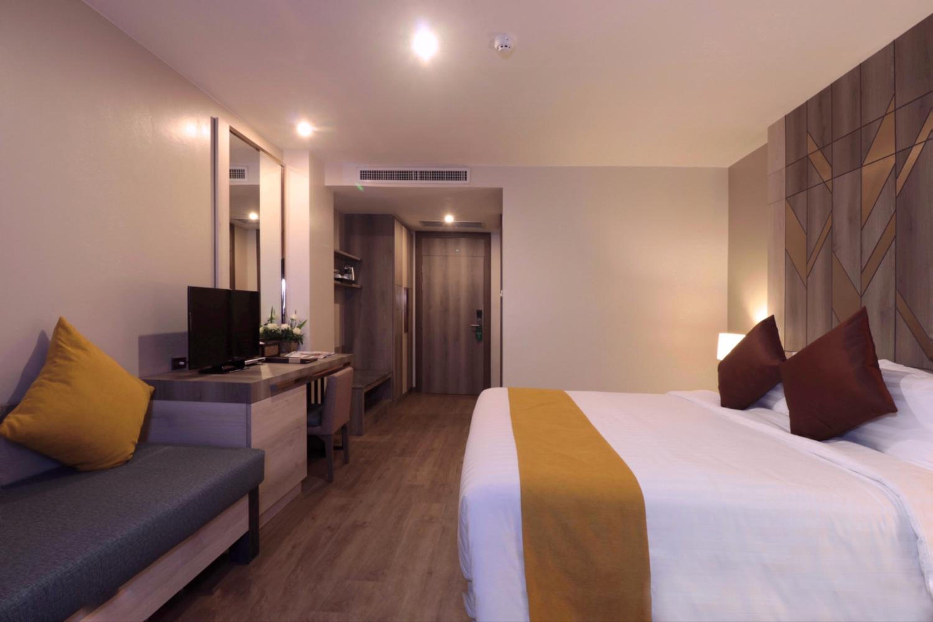 Deluxe Double or Twin Room - Photo 2