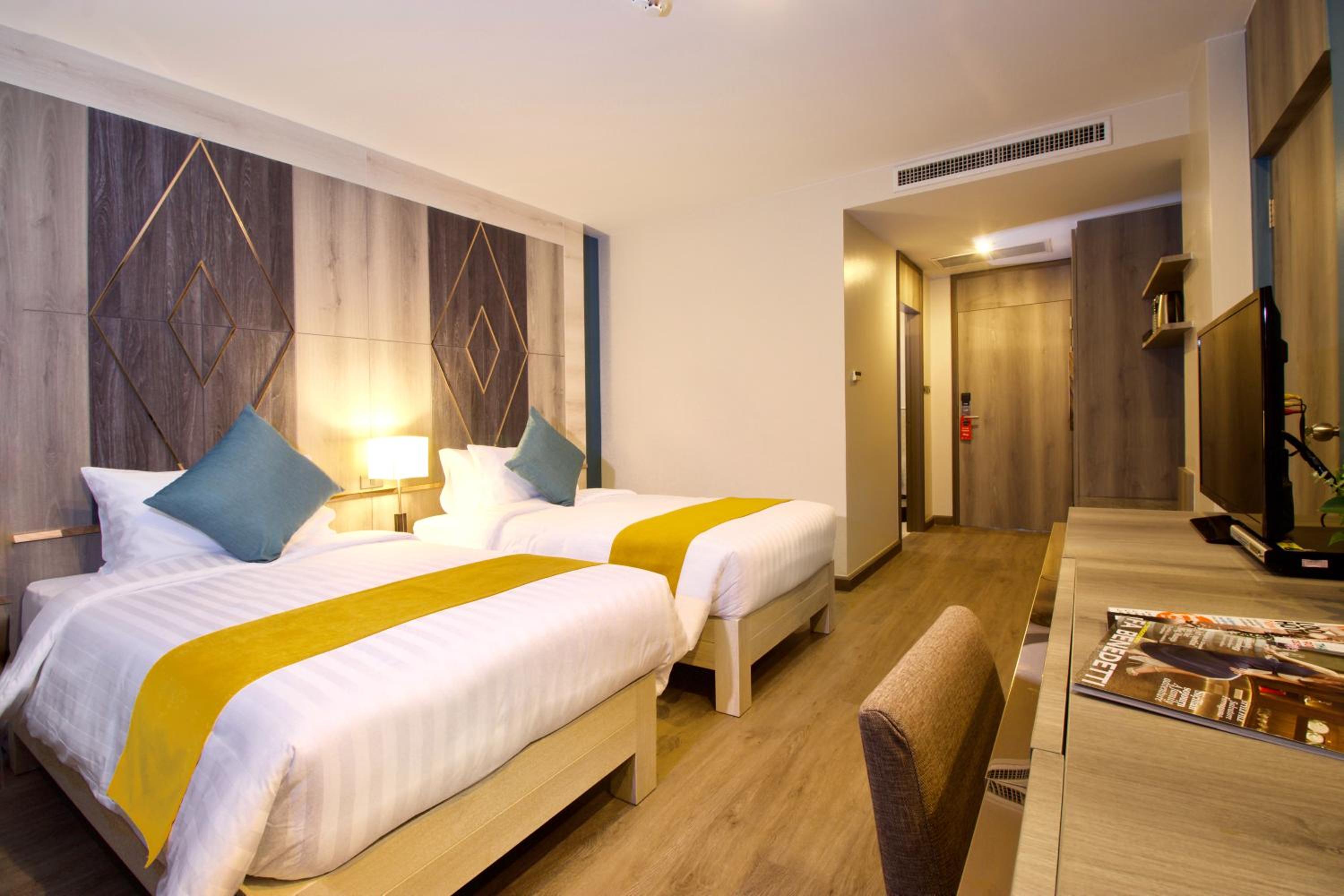 Deluxe Double or Twin Room - Photo 1