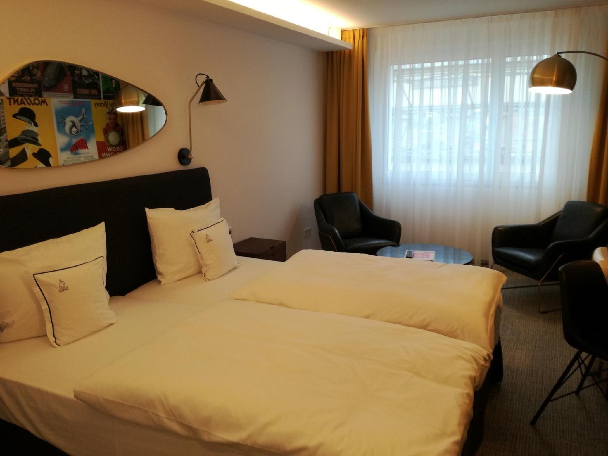 Deluxe Twin Room - Photo 2