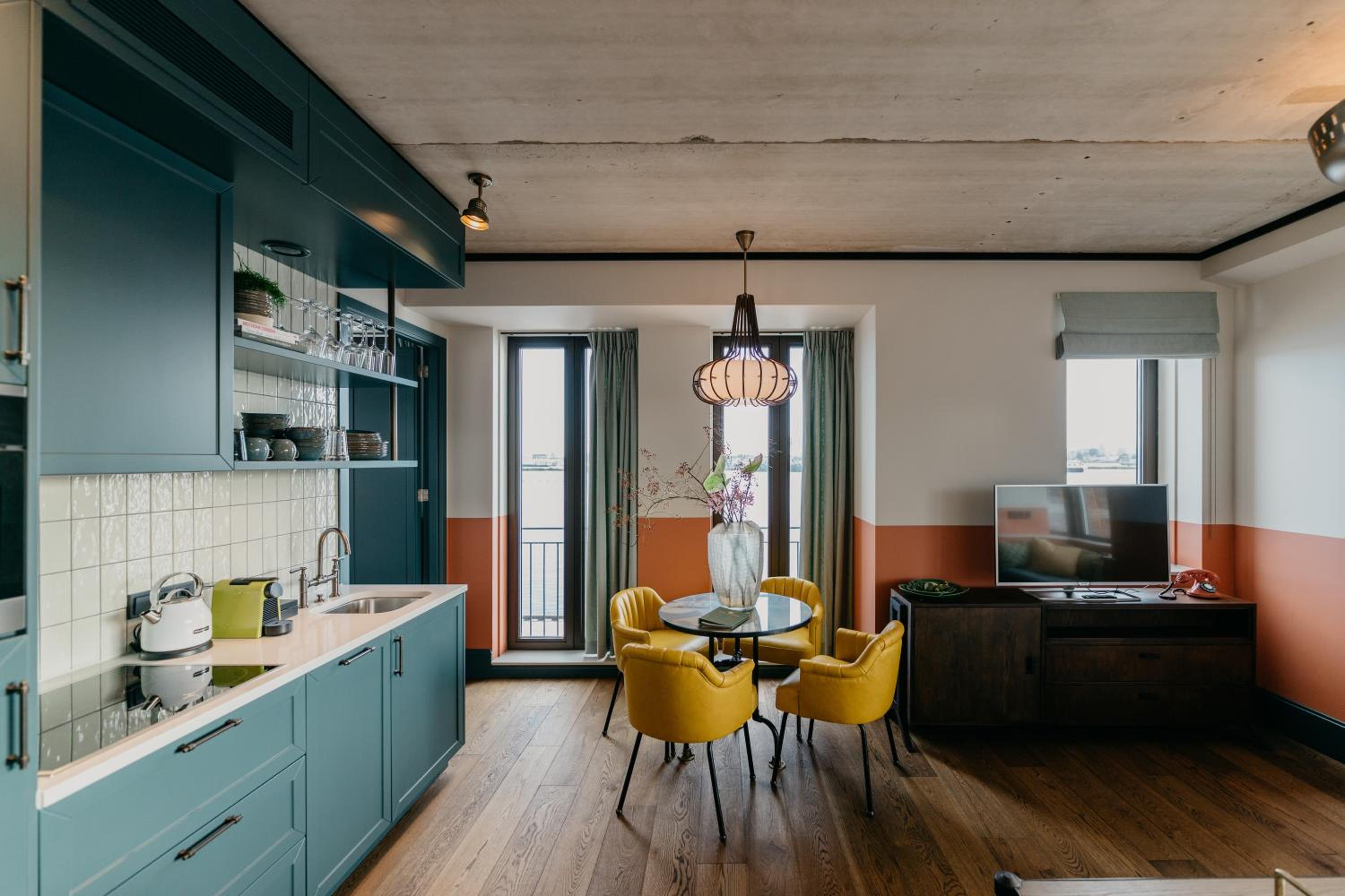 Two-Bedroom Apartment thumbnail 6