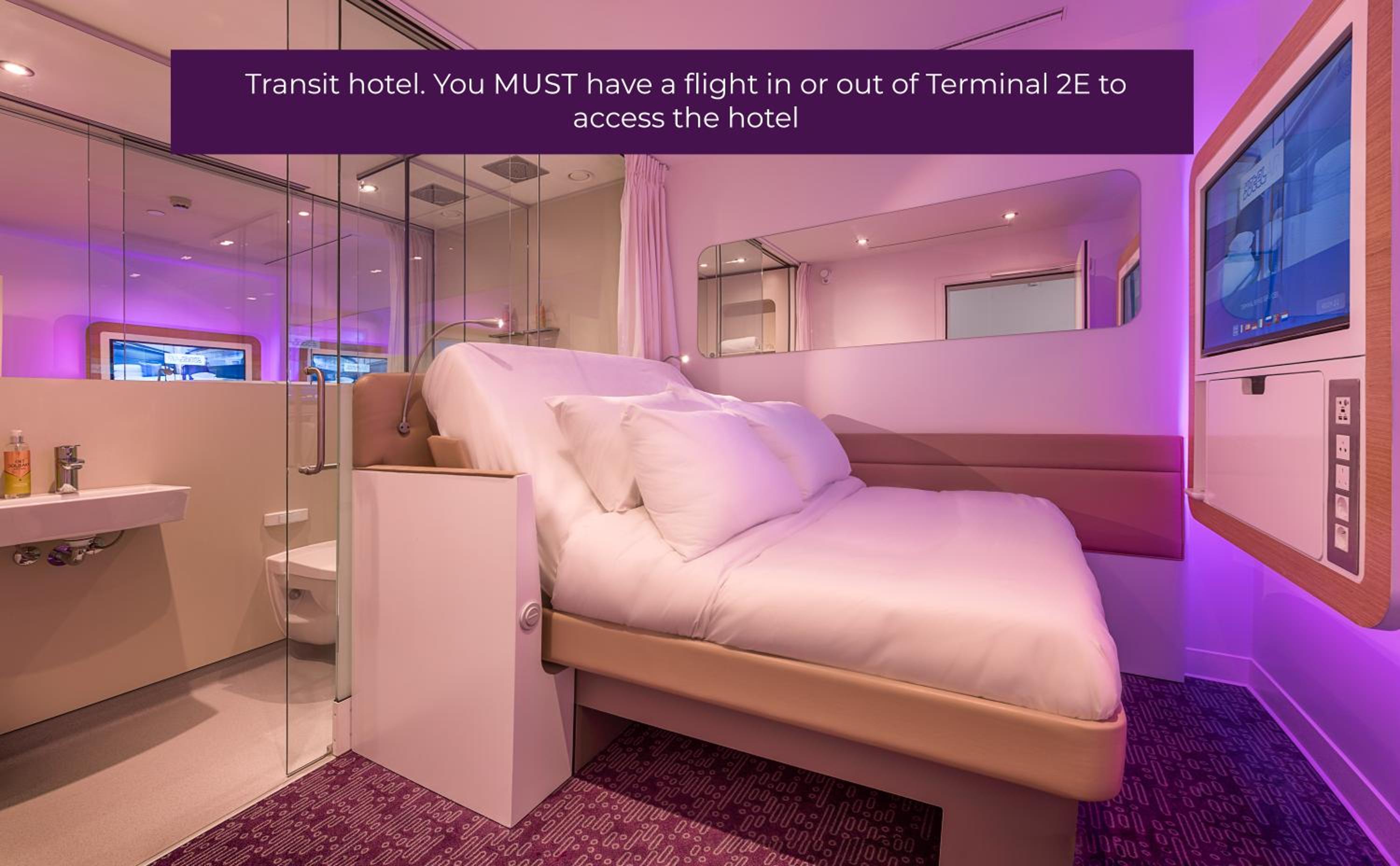 Premium Cabin (Airside Location) - Photo 2