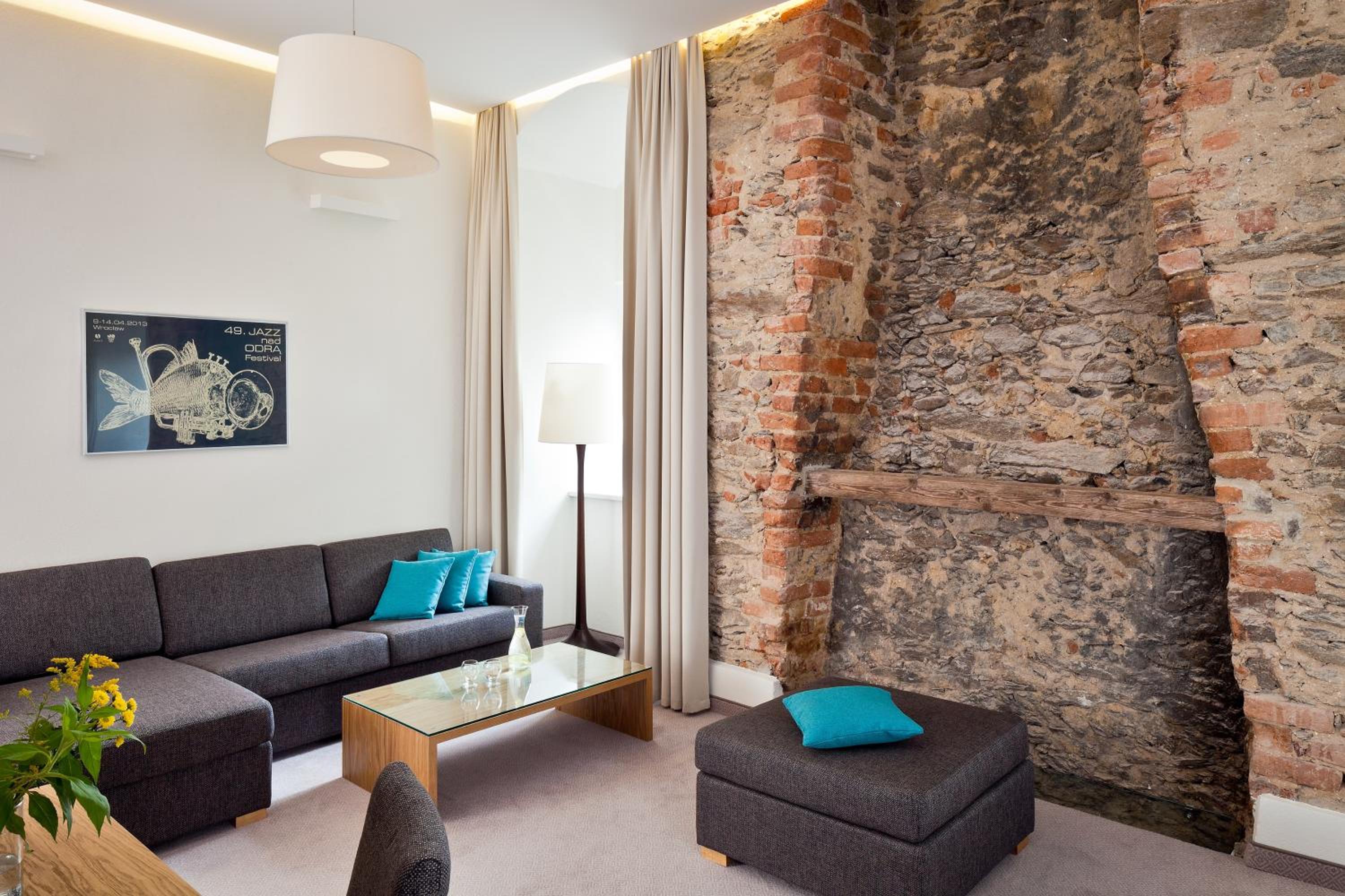 Senior Suite Apartment – Castle photo 3
