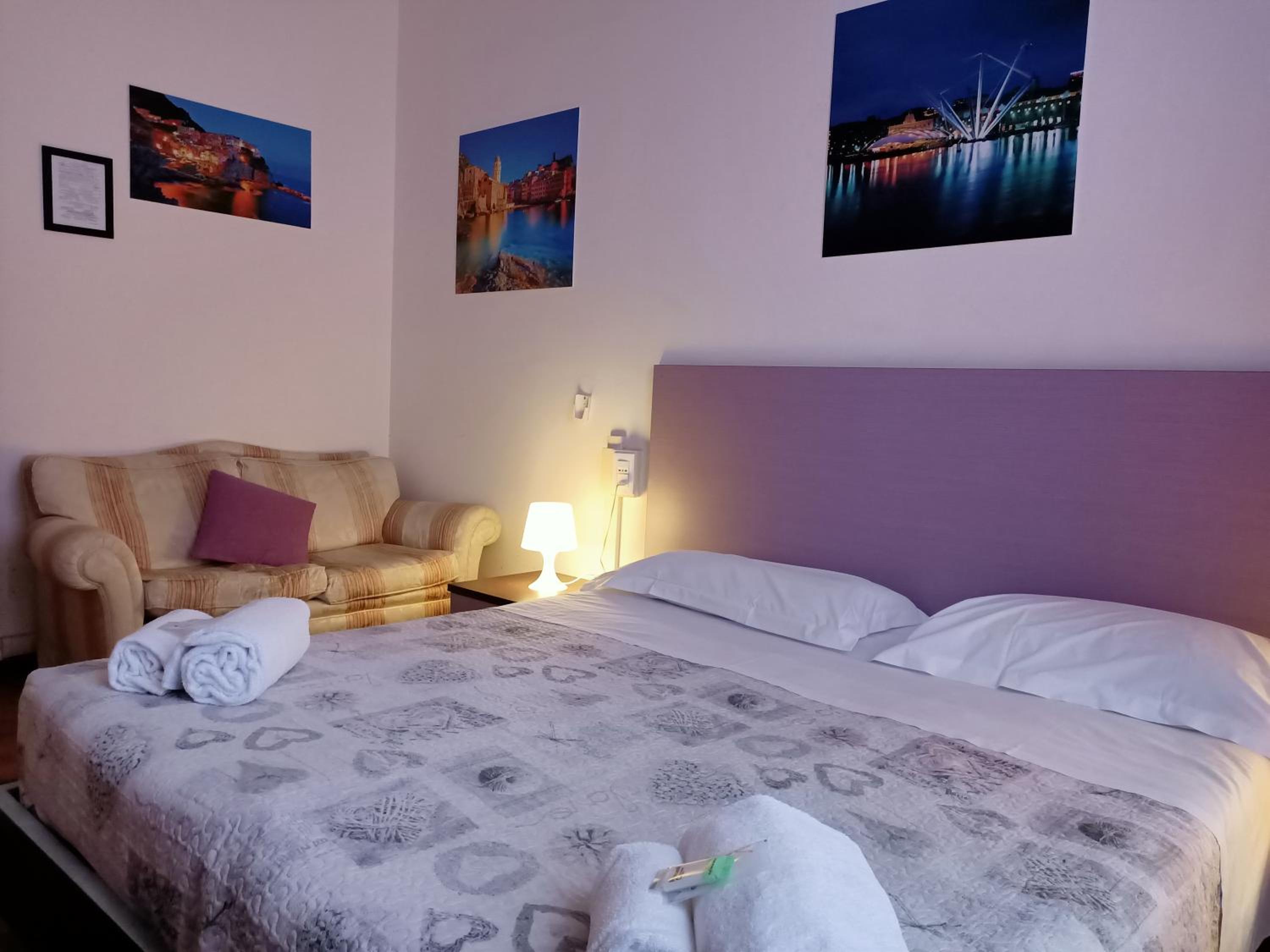 Double or Twin Room - Photo 1