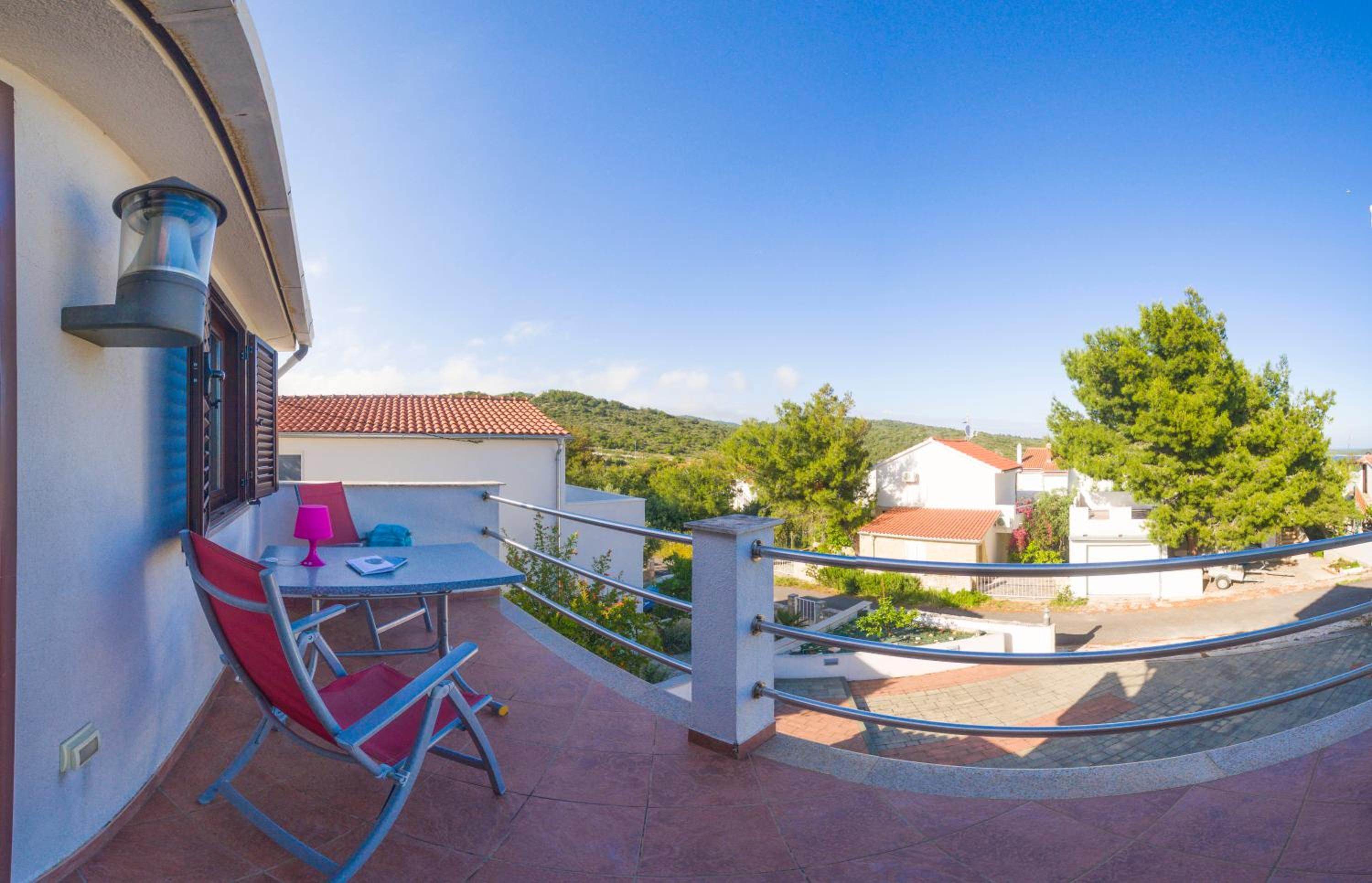 Villa photo 3
