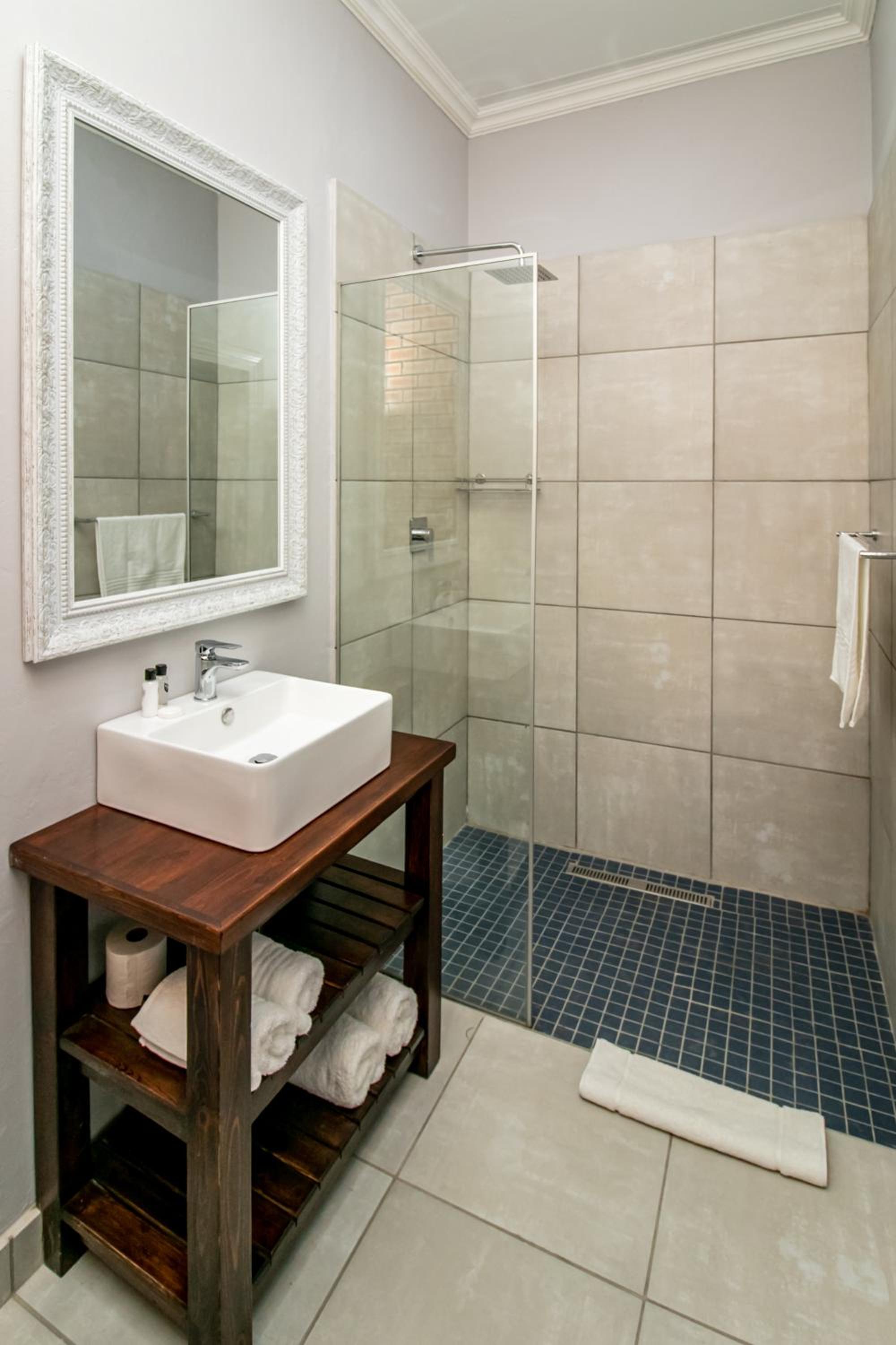 Twin Room - Photo 6